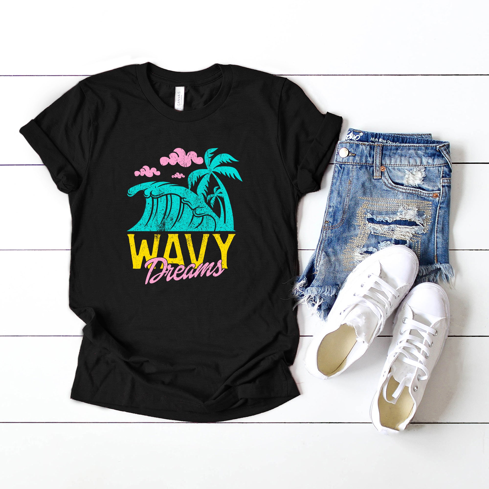Wavy Dreams | Short Sleeve Graphic Tee