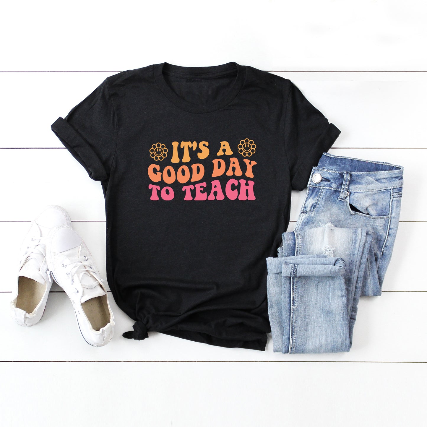 It's a Good Day to Teach | Short Sleeve Graphic Tee