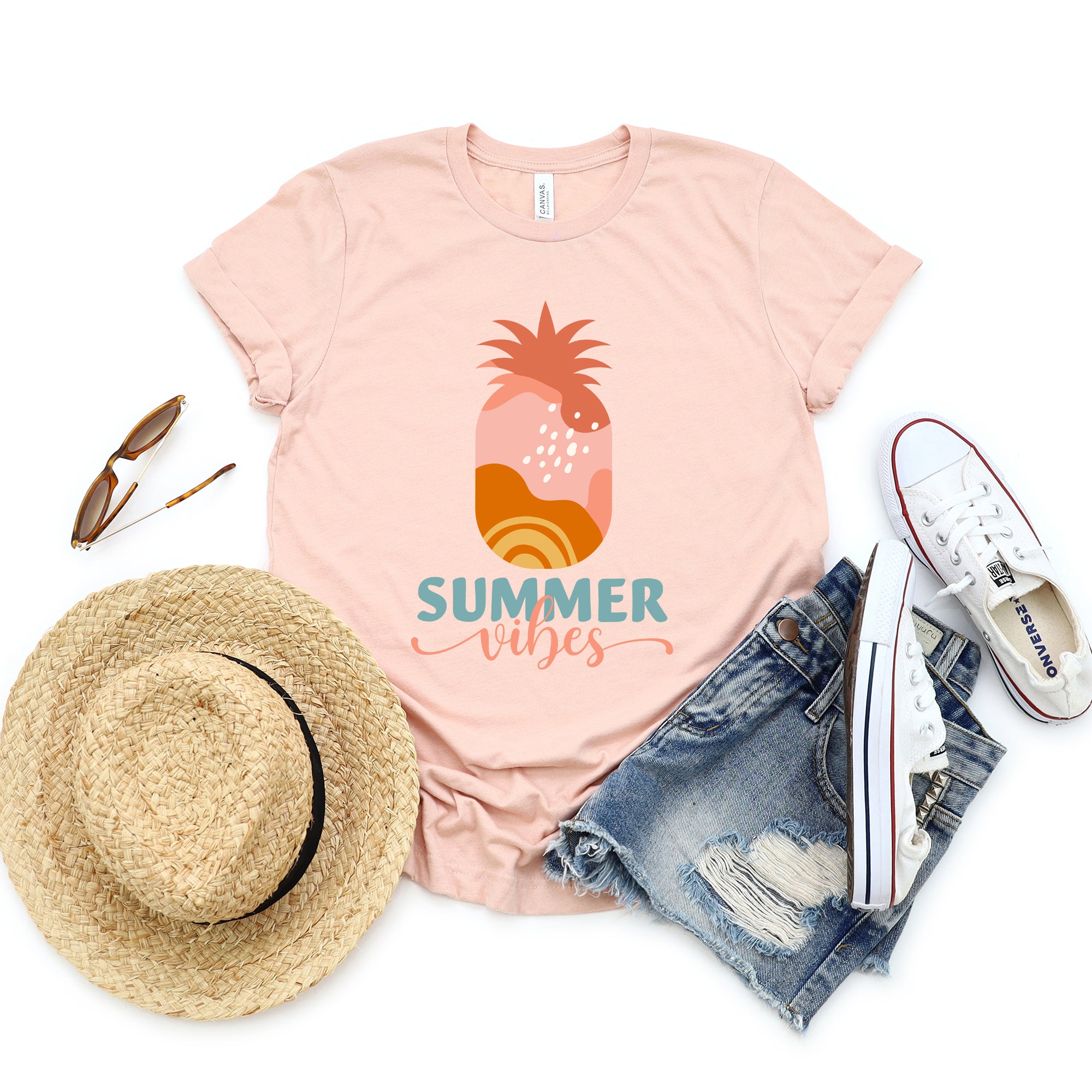 Boho Summer Vibes Pineapple | Short Sleeve Graphic Tee
