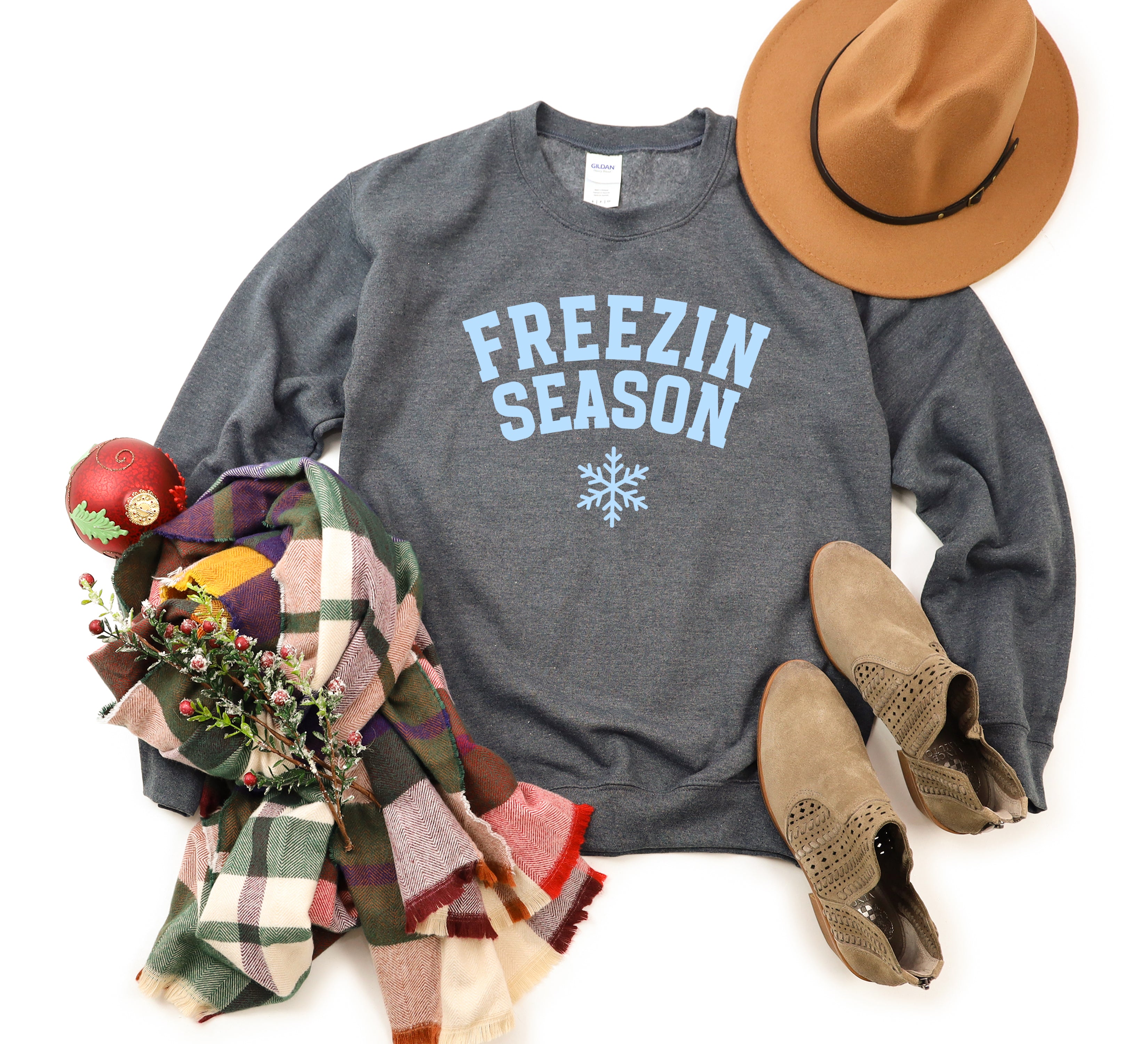 Freezin Season | Sweatshirt