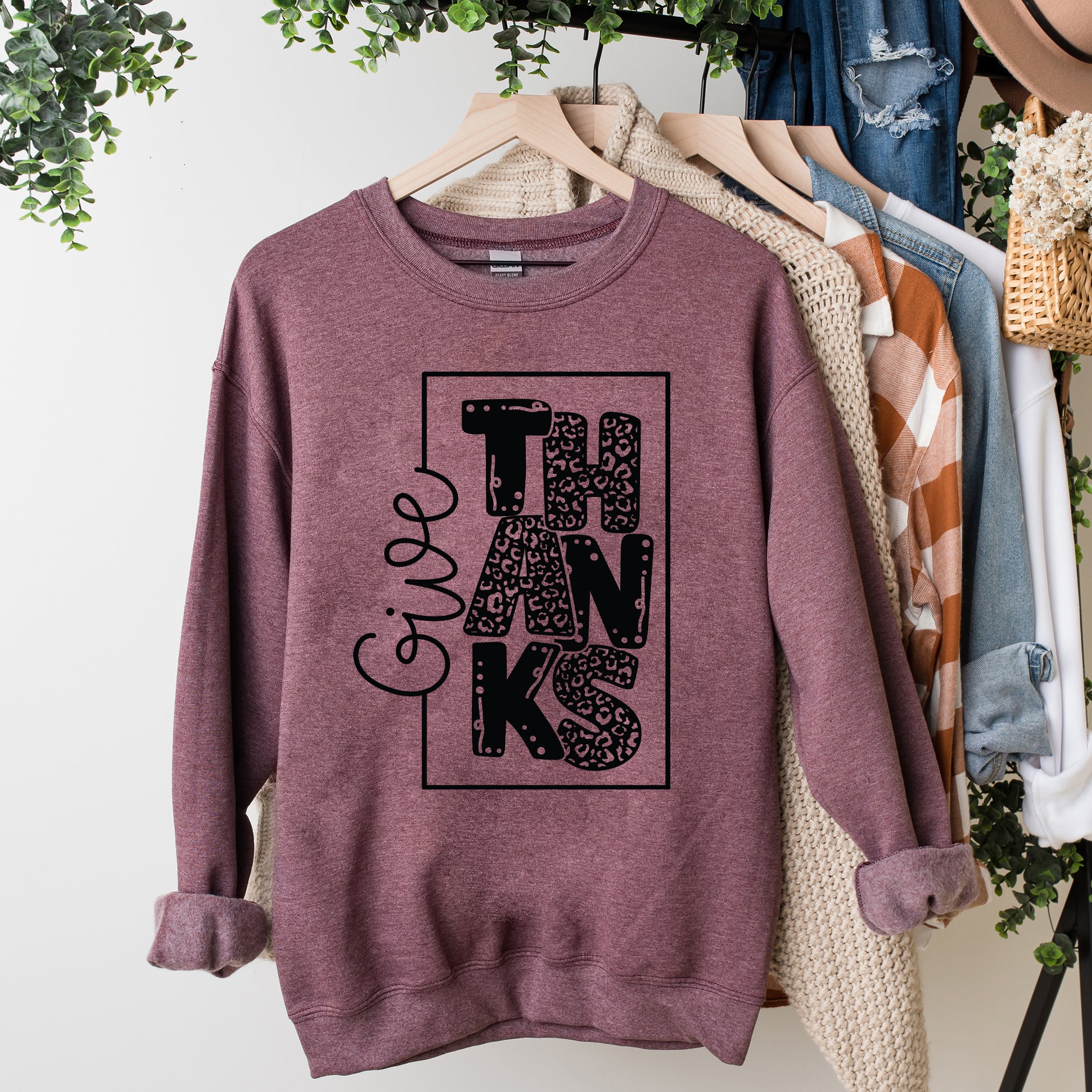 Give Thanks Square | Sweatshirt