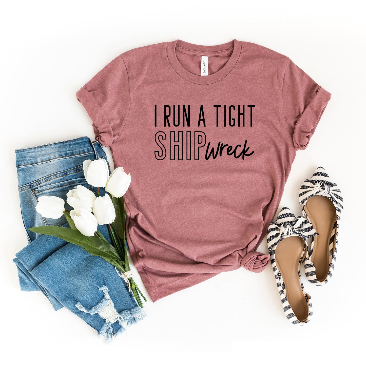 I Run A Tight Shipwreck | Short Sleeve Graphic Tee
