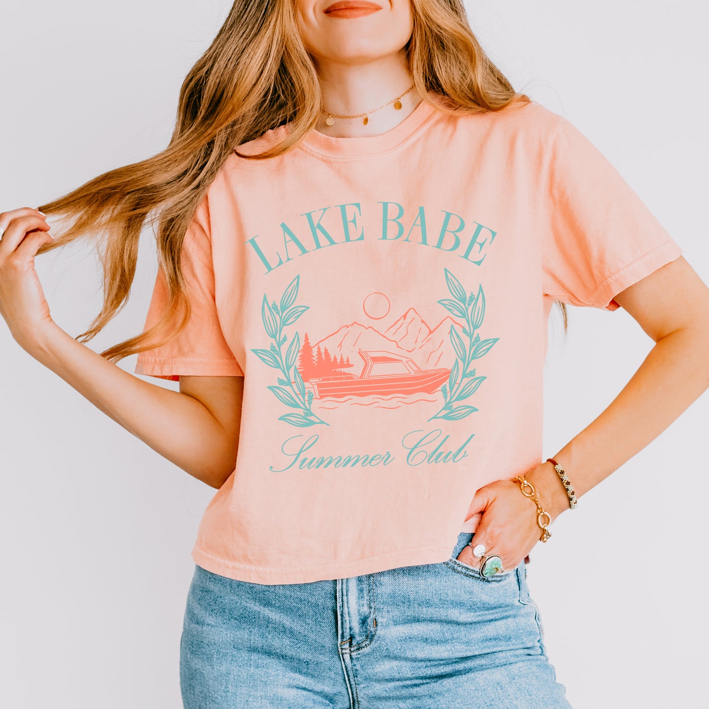 Lake Babe Boat | Relaxed Fit Cropped Tee