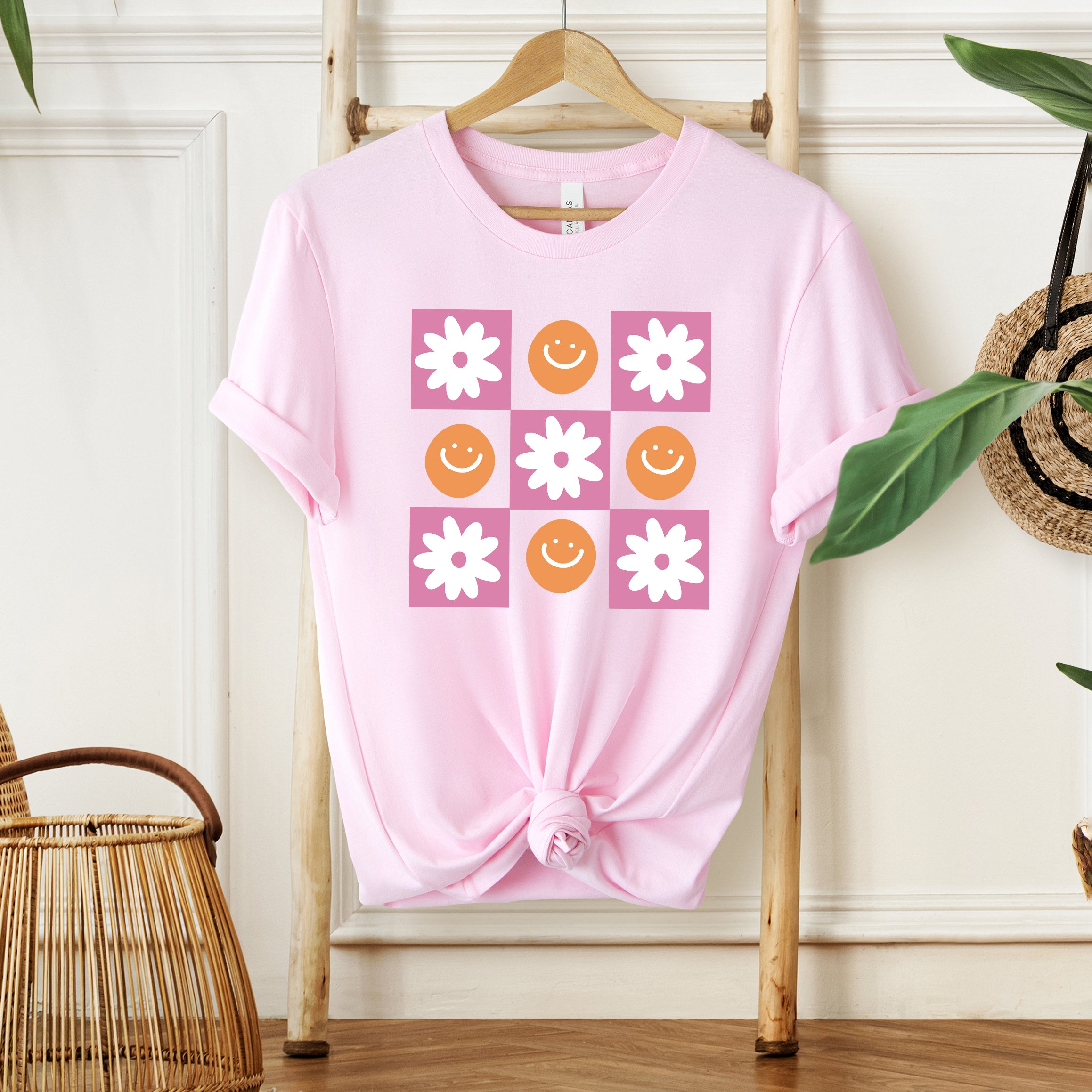 Retro Smiley Face | Short Sleeve Graphic Tee