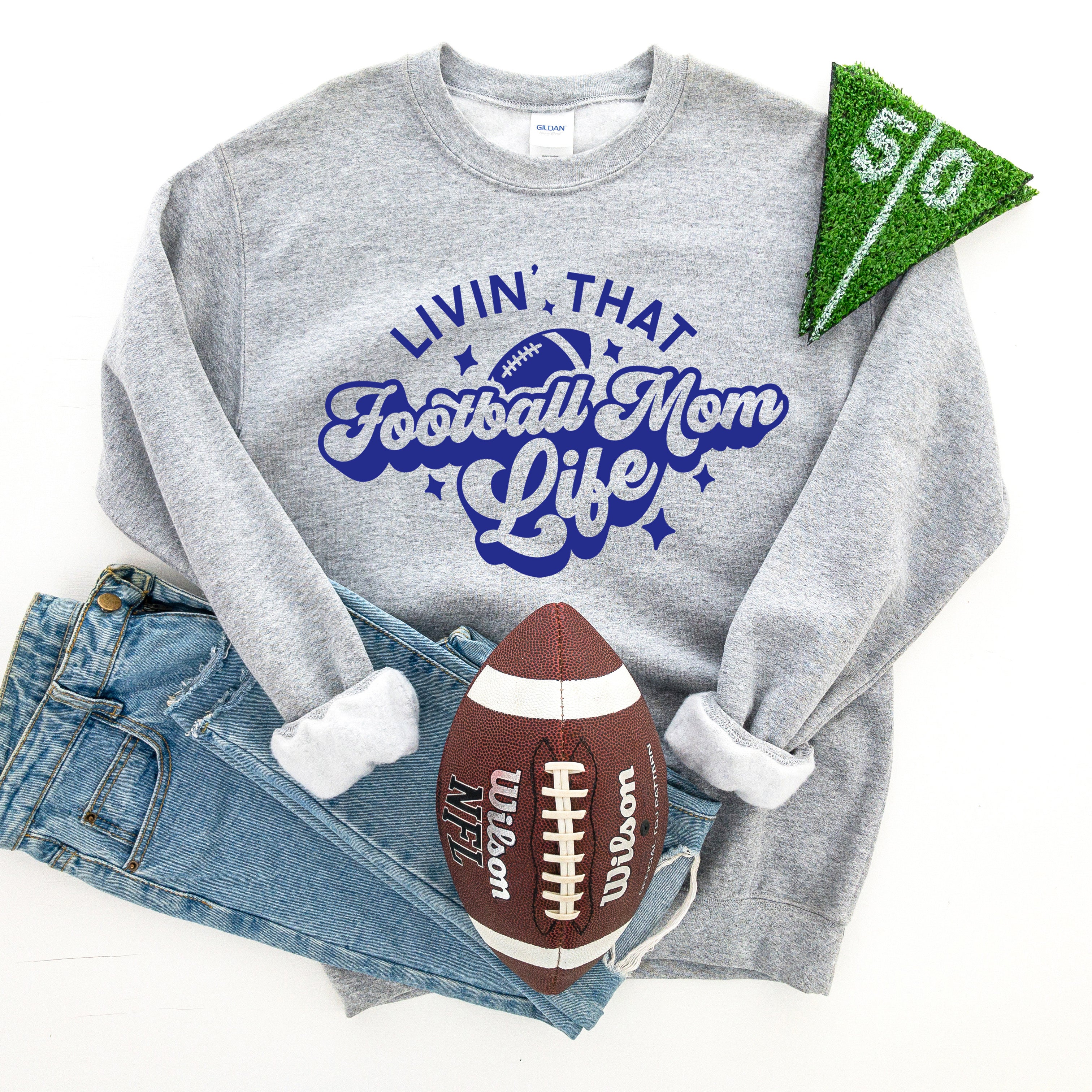 Livin' That Football Mom Life | Sweatshirt