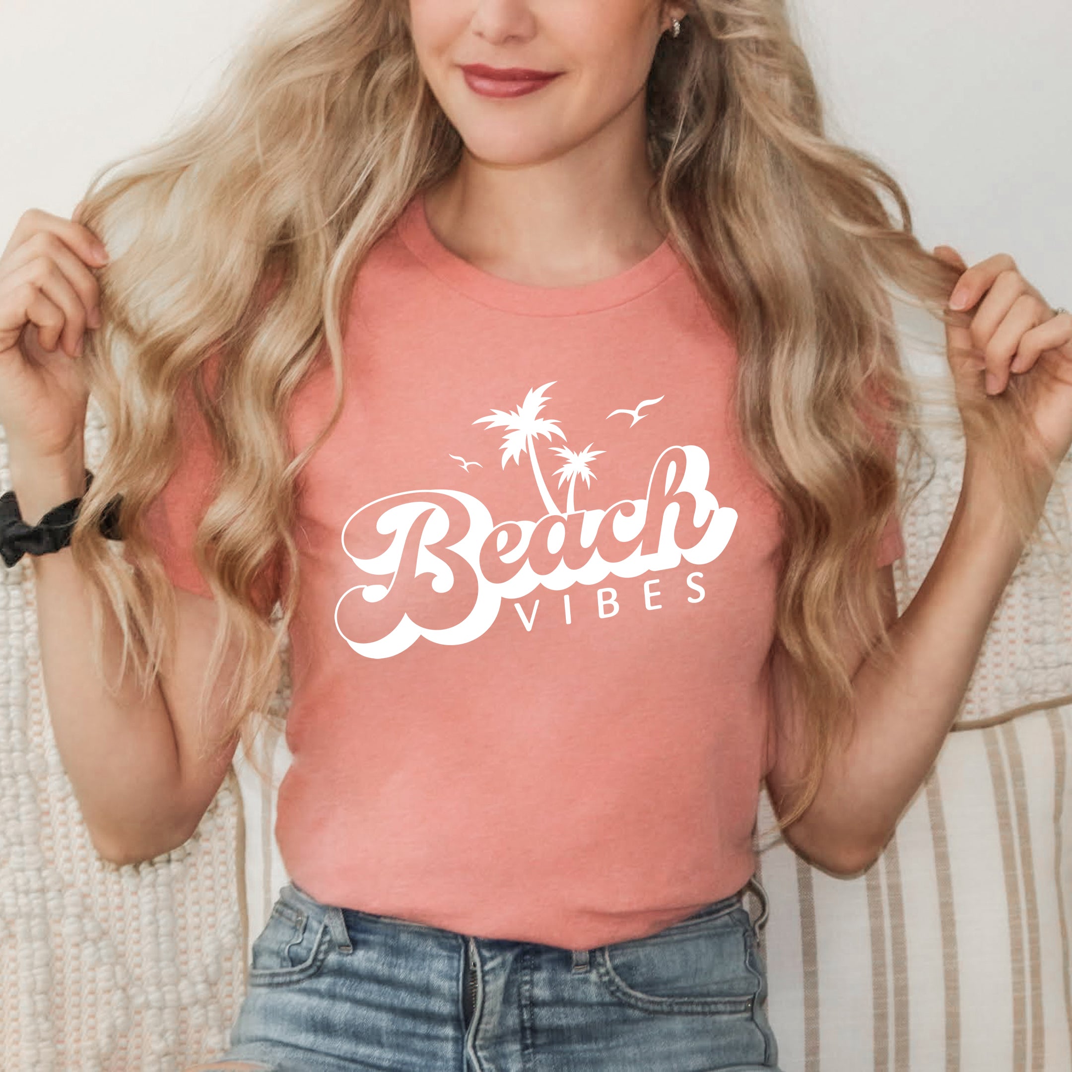 Beach Vibes Palm Trees | Short Sleeve Graphic Tee