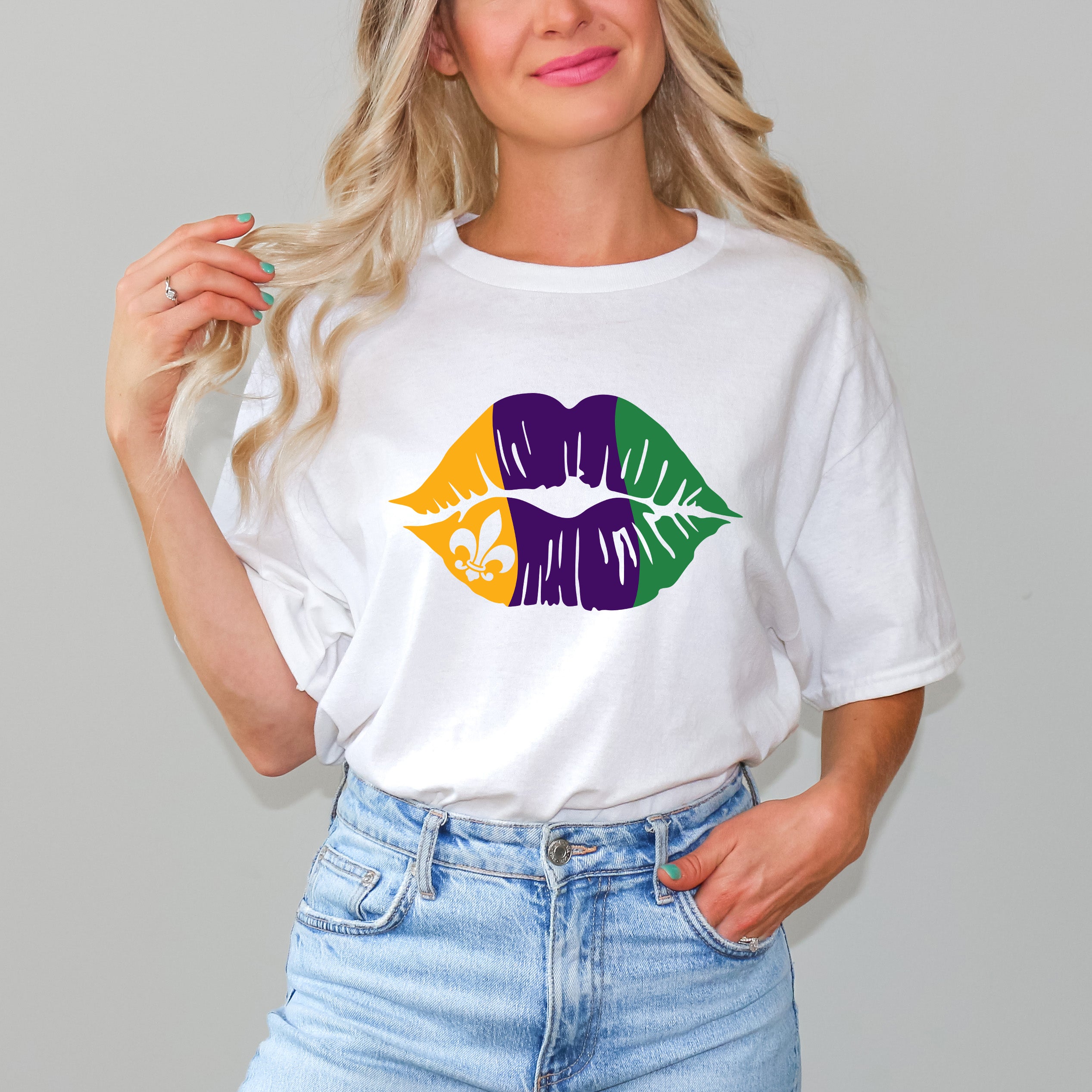 Mardi Gras Lips | Short Sleeve Crew Neck