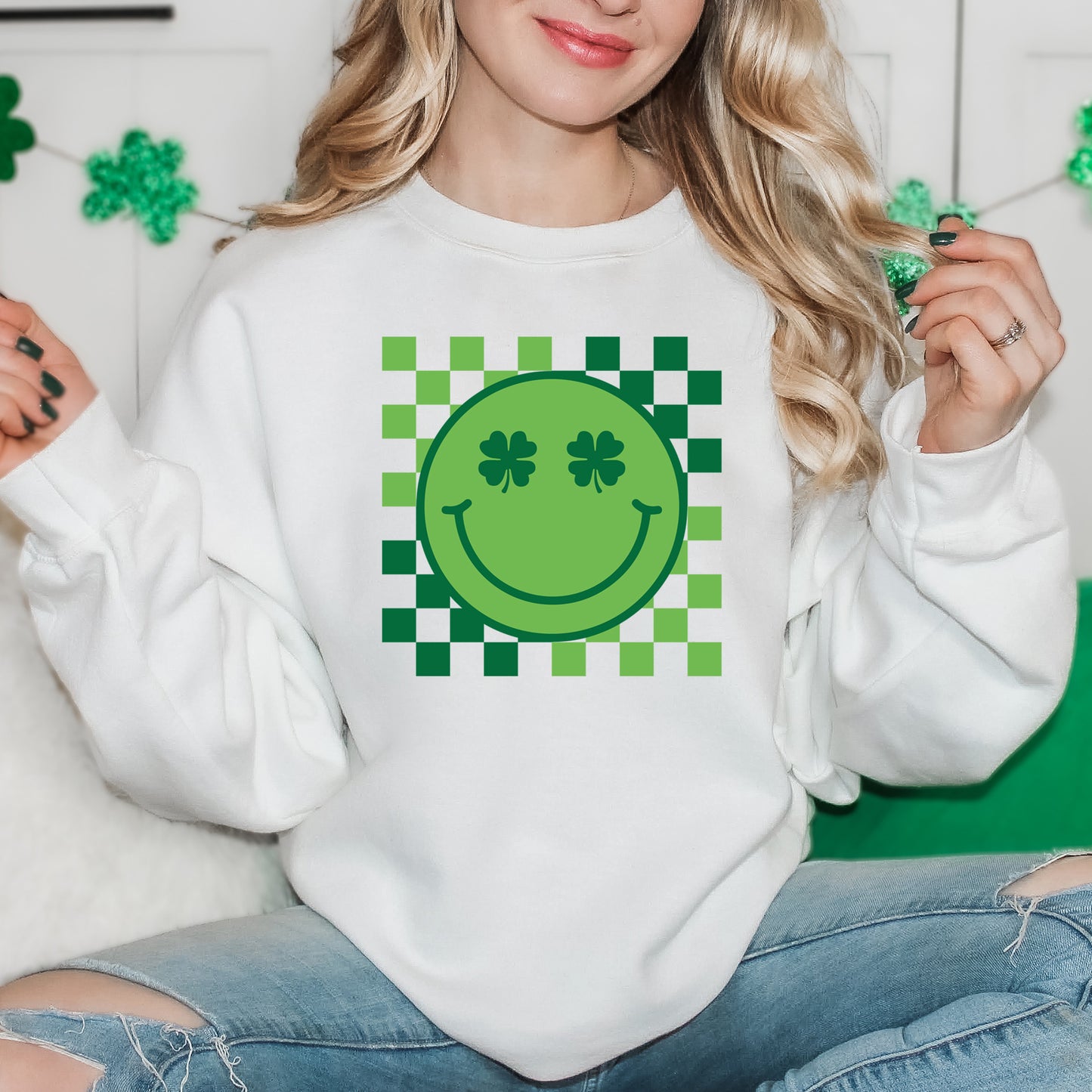 Clover Eyes Smiley | Sweatshirt