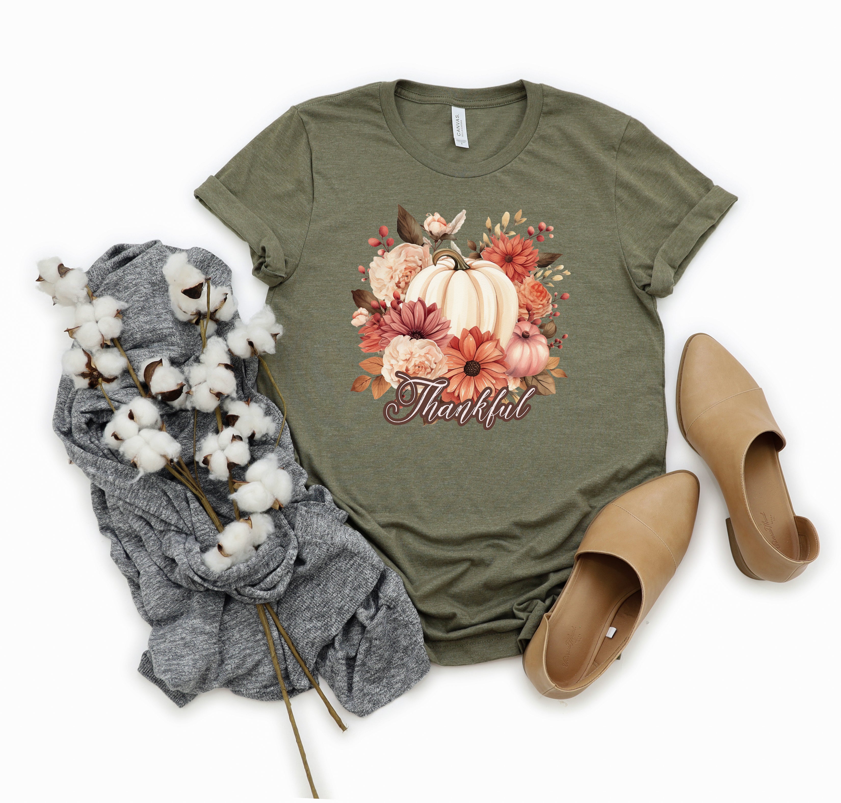 Thankful Pumpkin Floral | Short Sleeve Crew Neck