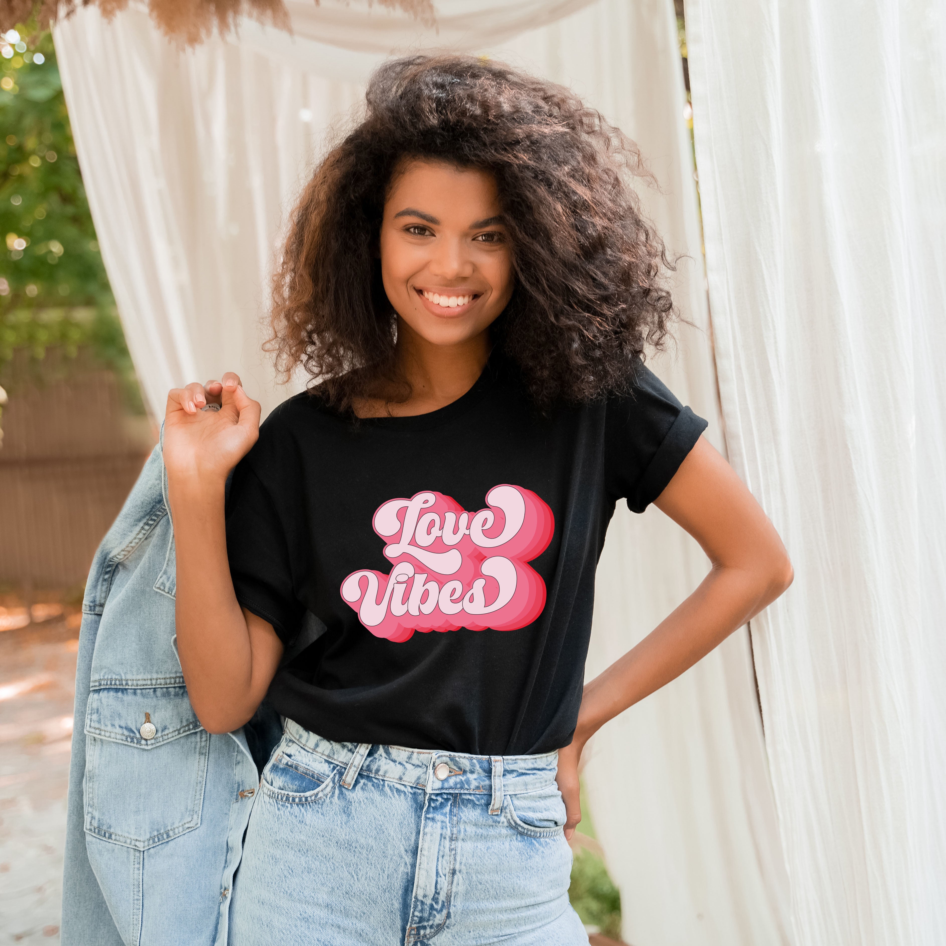 Retro Love Vibes | Short Sleeve Graphic Tee