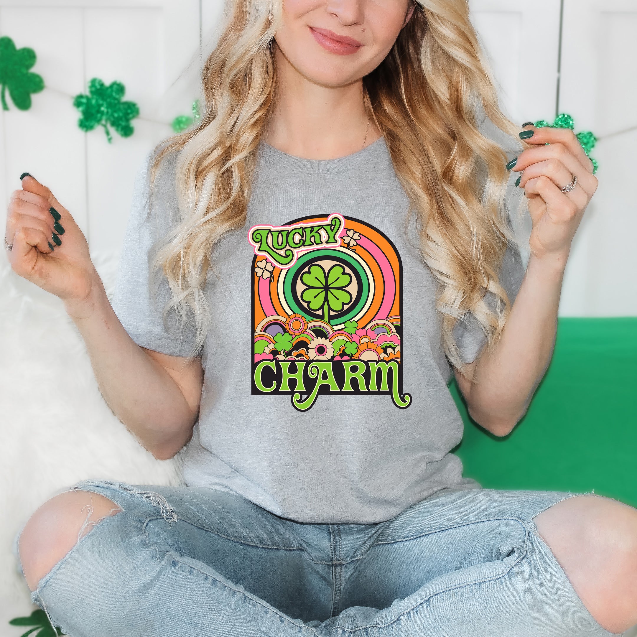 Lucky Charm Retro | Short Sleeve Crew Neck