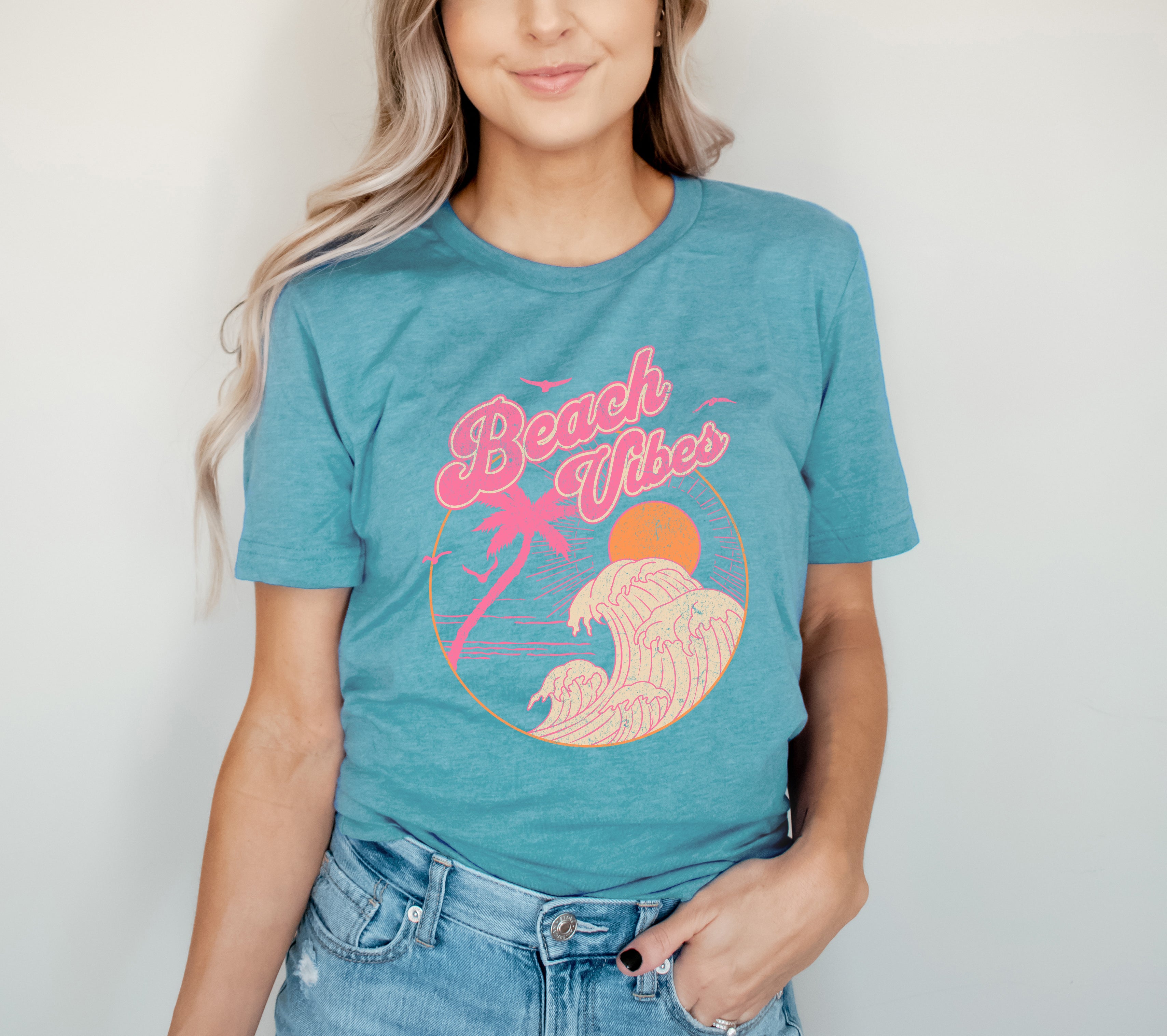 Beach Vibes Sun | Short Sleeve Graphic Tee