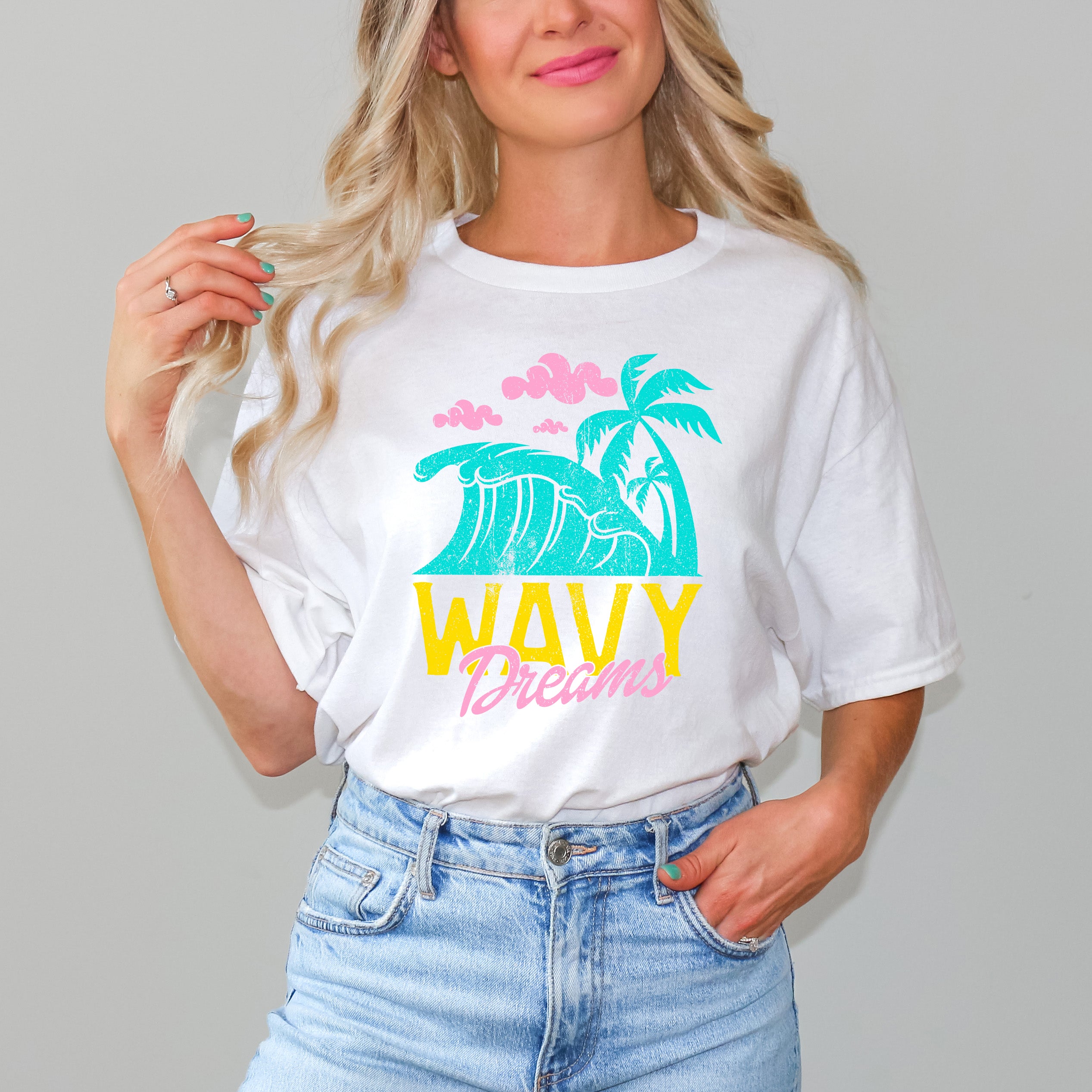 Wavy Dreams | Short Sleeve Graphic Tee