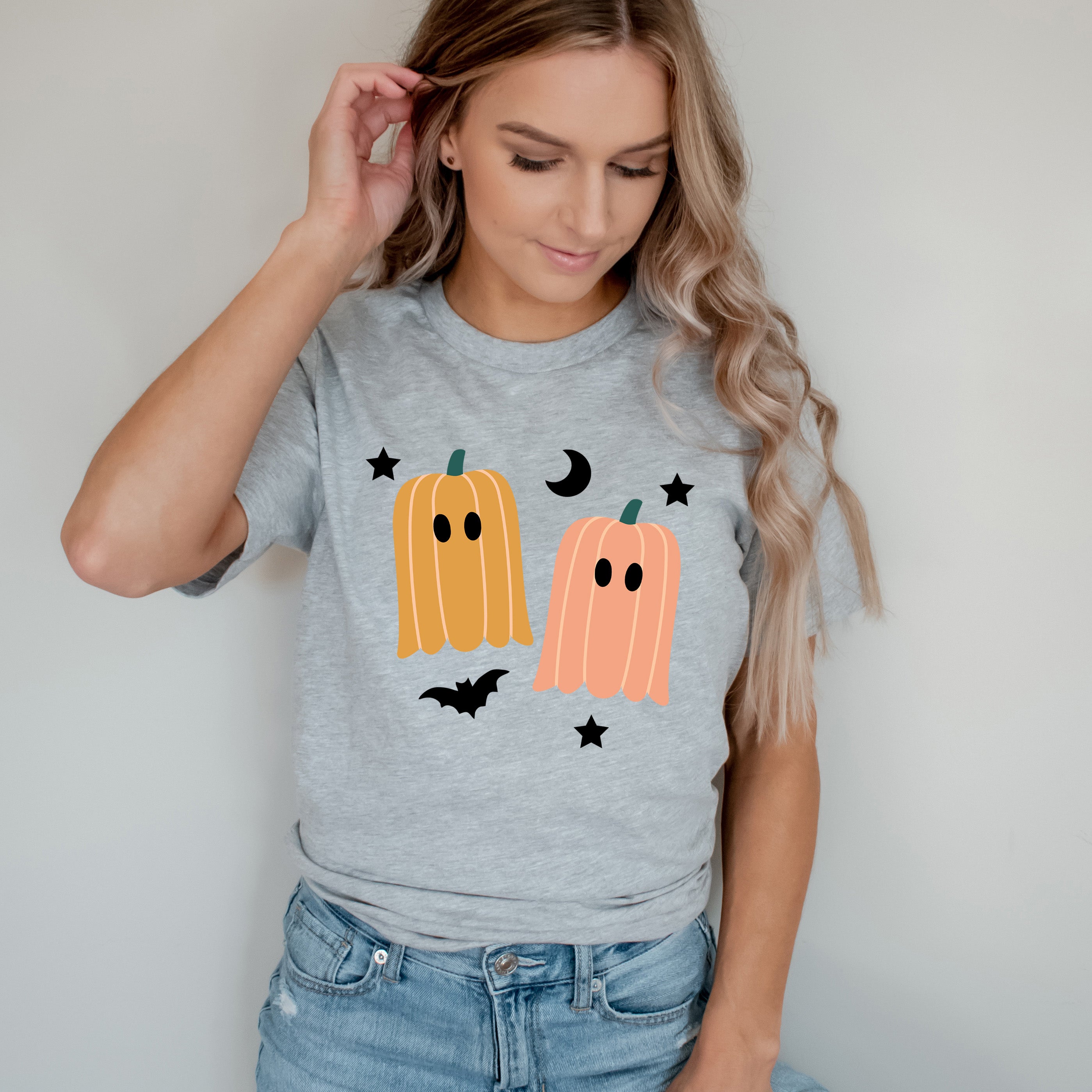 Pumpkin Ghost | Short Sleeve Graphic Tee