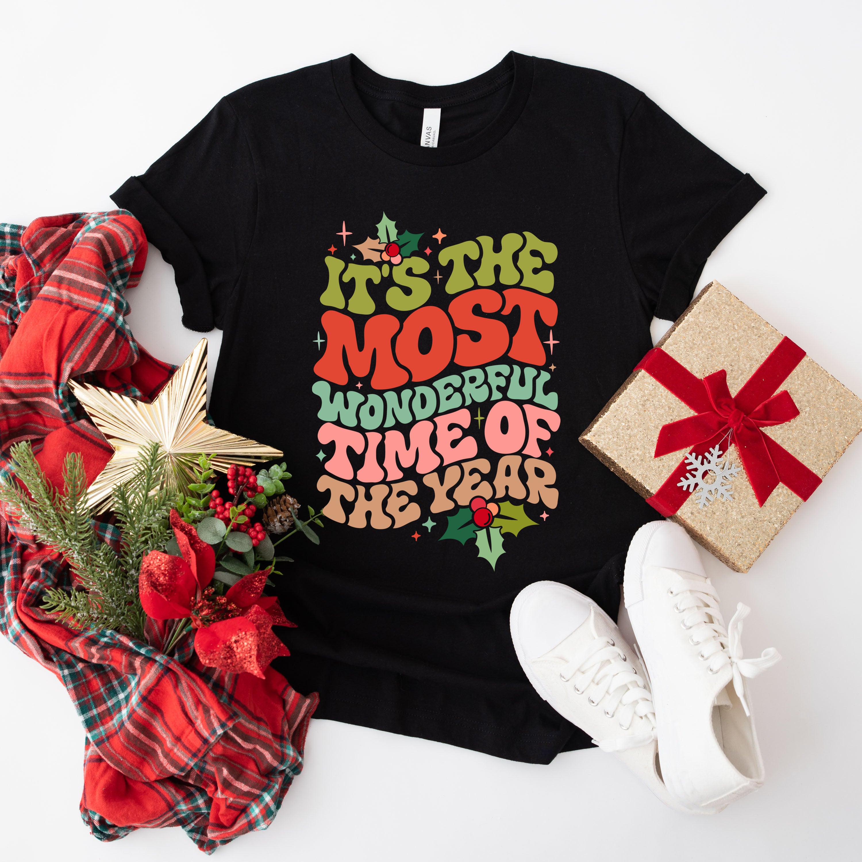 Most Wonderful Time of Year Holly | Short Sleeve Crew Neck