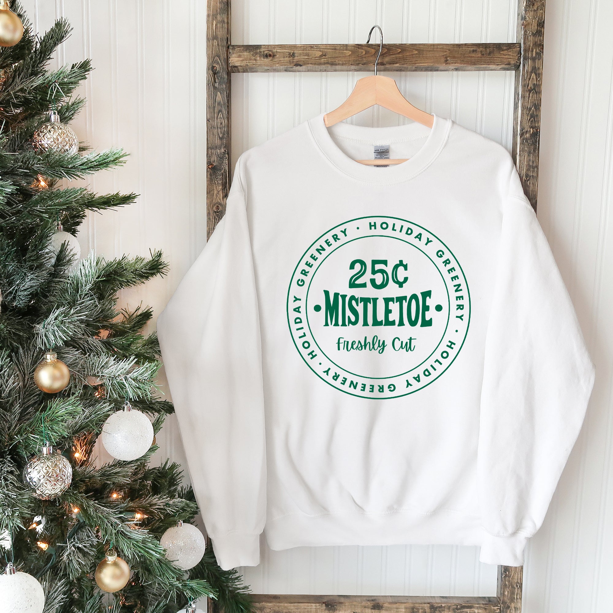 Mistletoe Fresh Cut | Sweatshirt