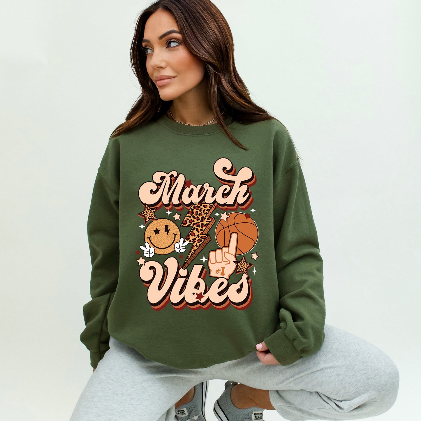 March Vibes Basketball Cheetah | Sweatshirt