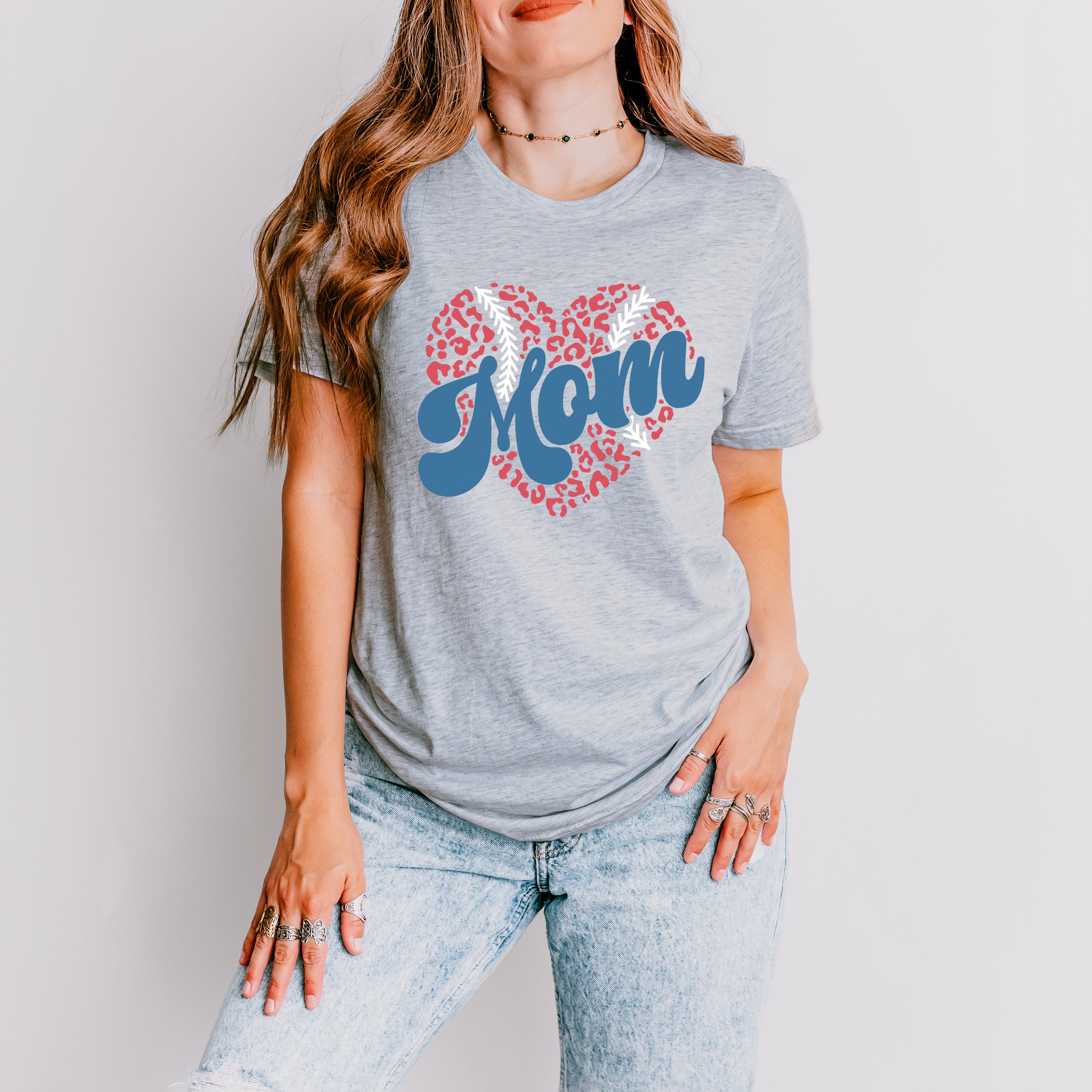 Baseball Mom Heart | Short Sleeve Graphic Tee