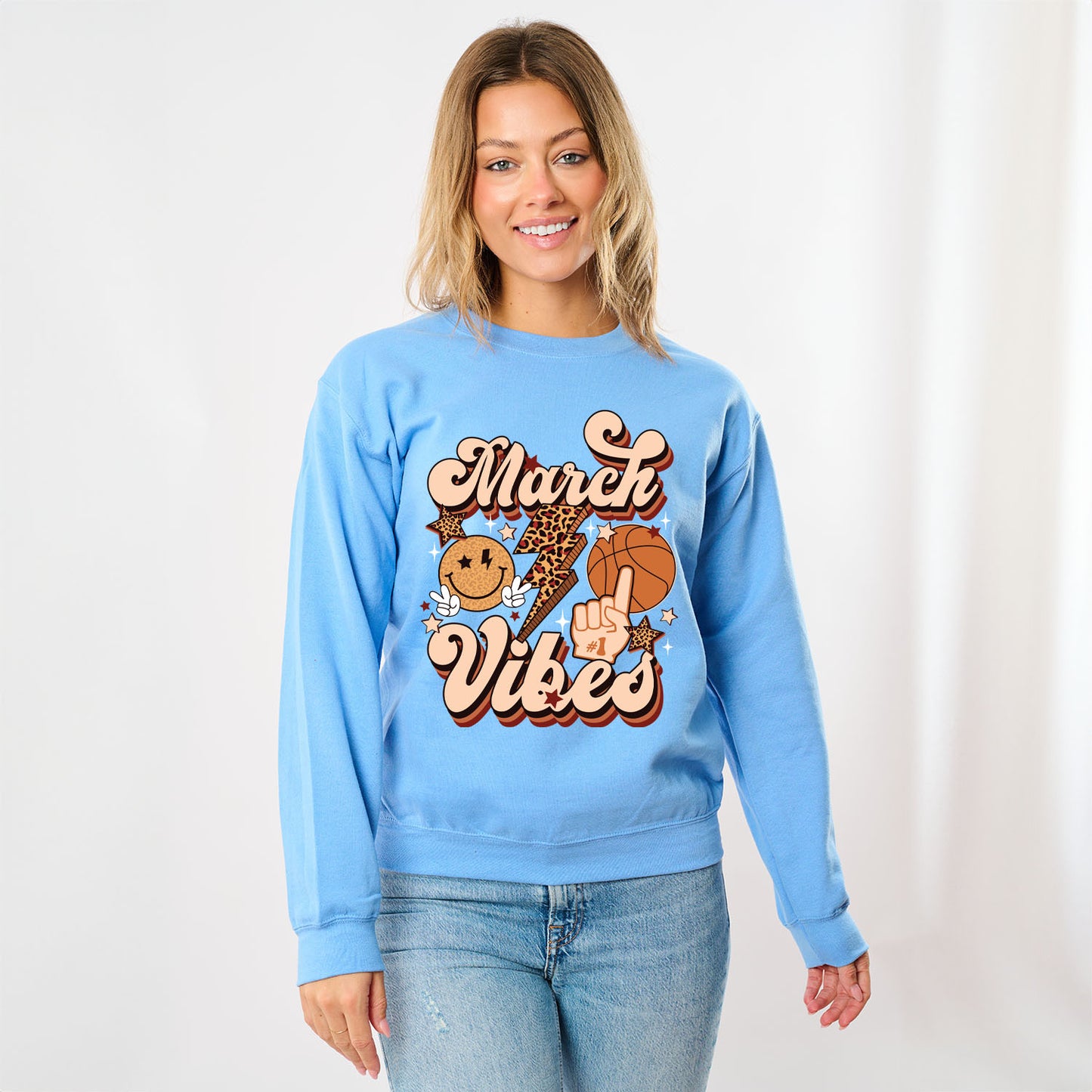 March Vibes Basketball Cheetah | Sweatshirt