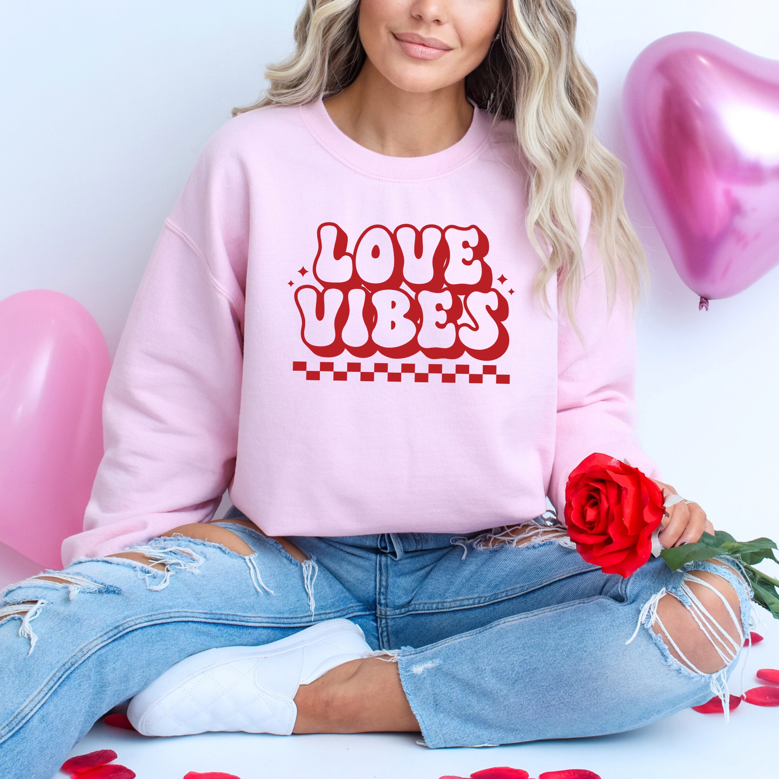 Love Vibes Checkered | Sweatshirt