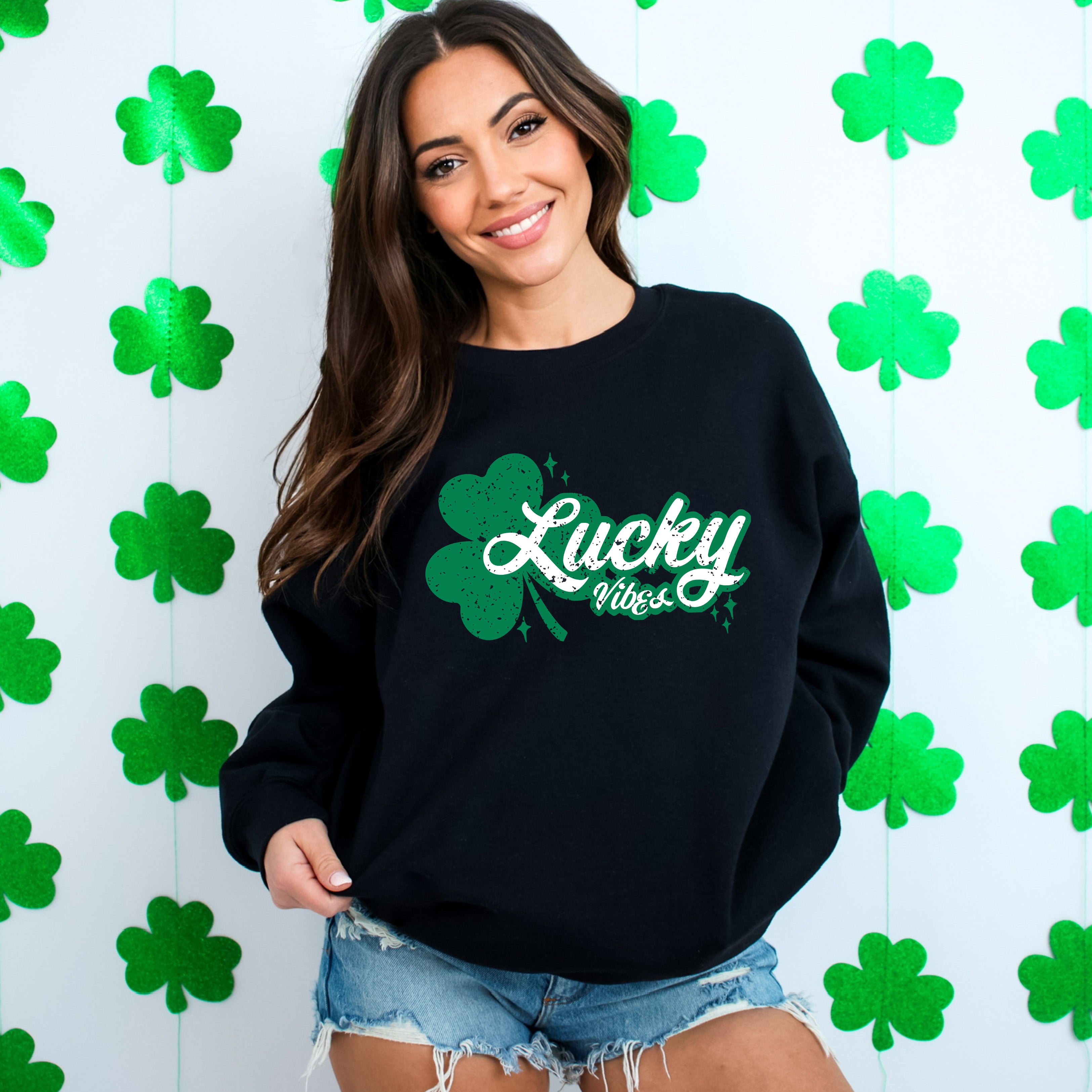 Lucky Vibes Clover | Sweatshirt