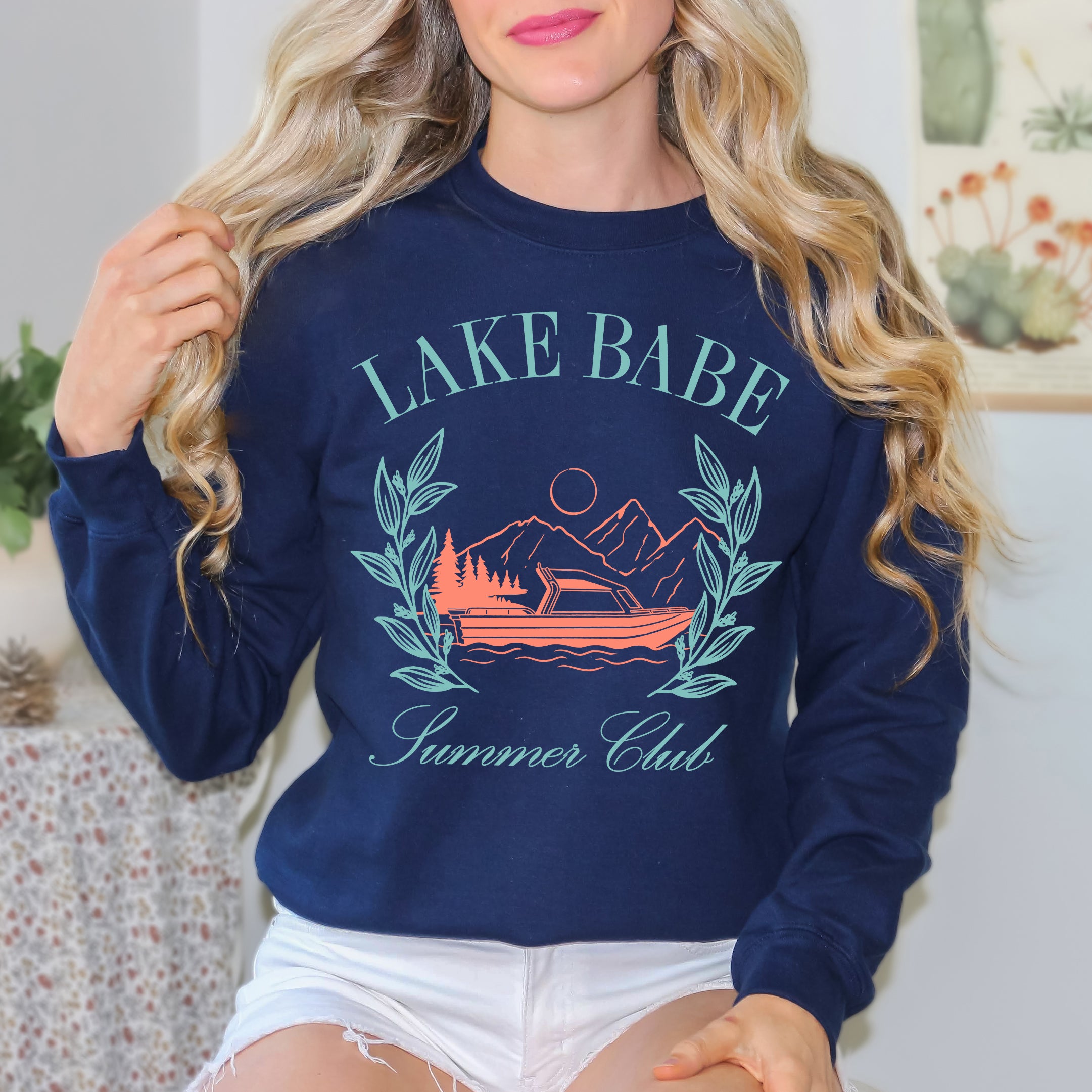 Lake Babe Boat | Sweatshirt