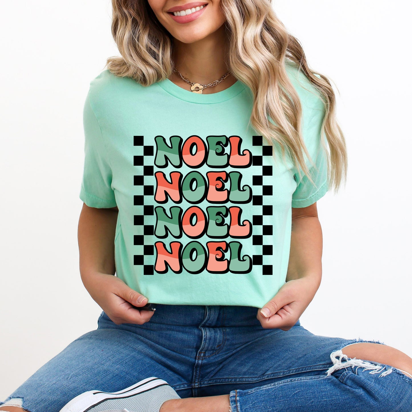 Noel Checkered Stacked | Short Sleeve Crew Neck