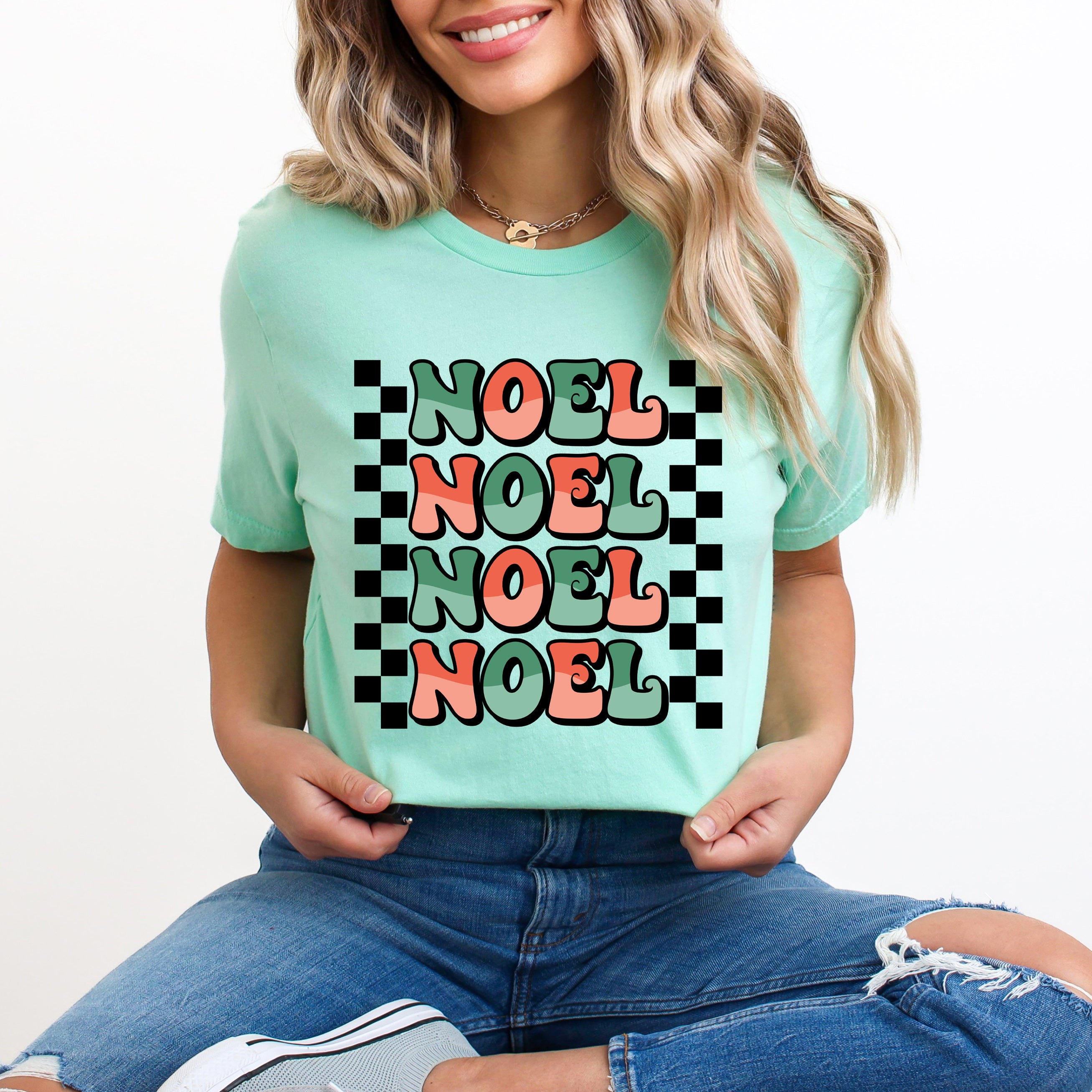 Noel Checkered Stacked | Short Sleeve Crew Neck