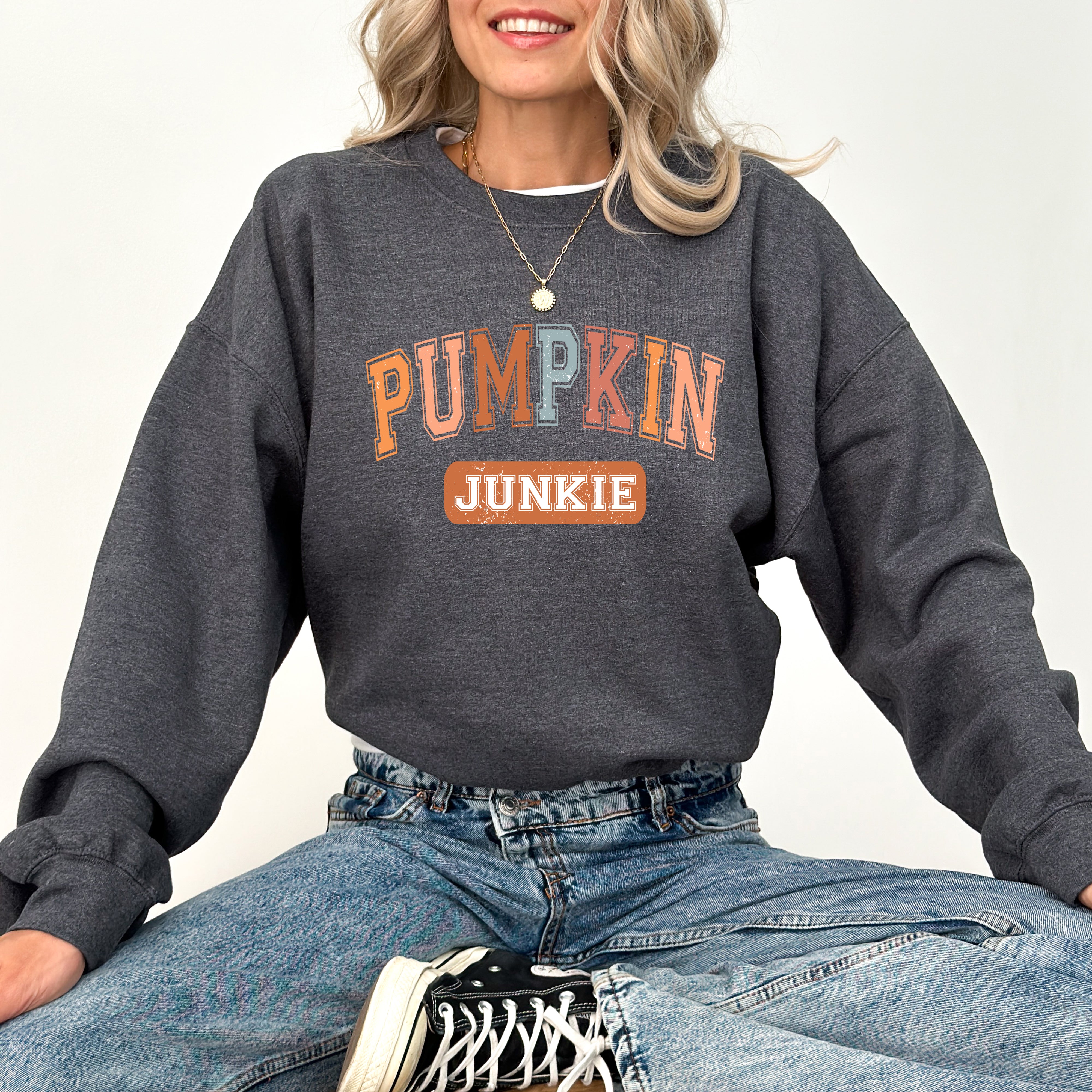 Varsity Pumpkin Junkie | Sweatshirt