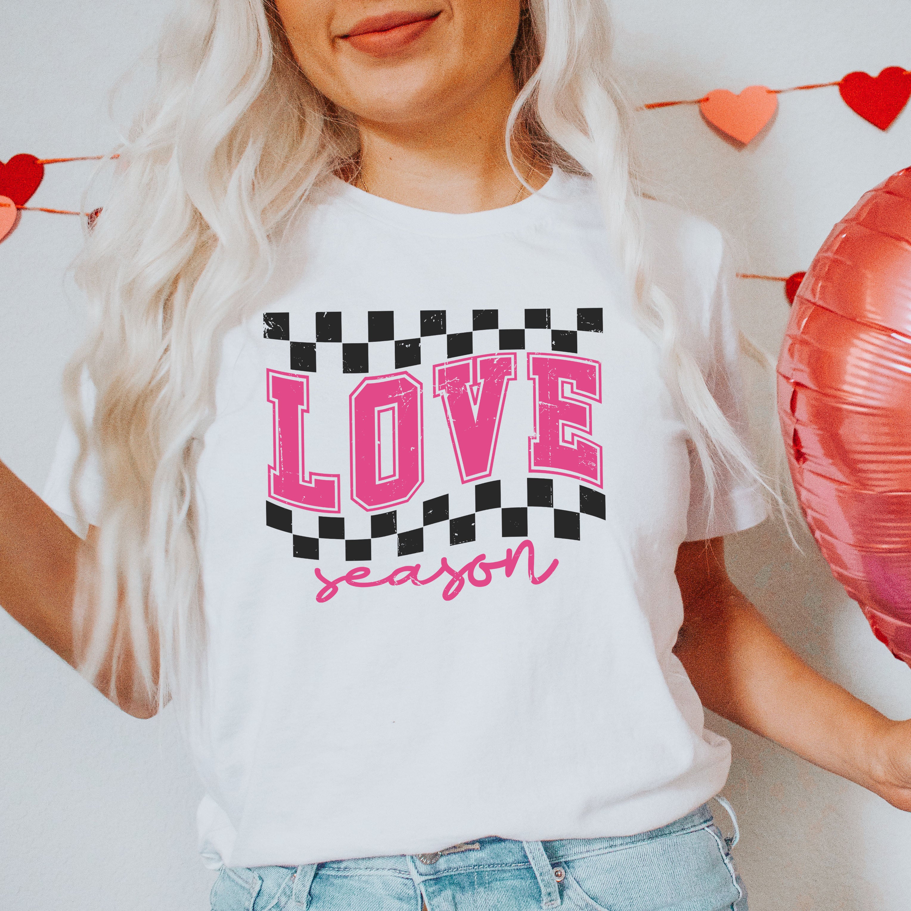 Love Season Distressed | Short Sleeve Graphic Tee