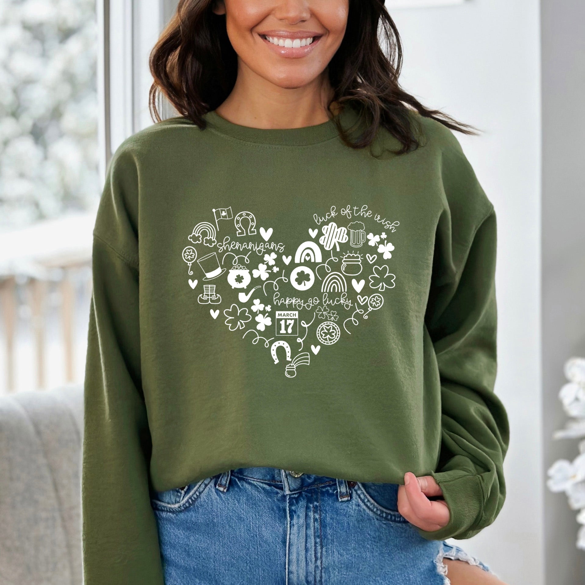 St. Patrick's Heart | Sweatshirt