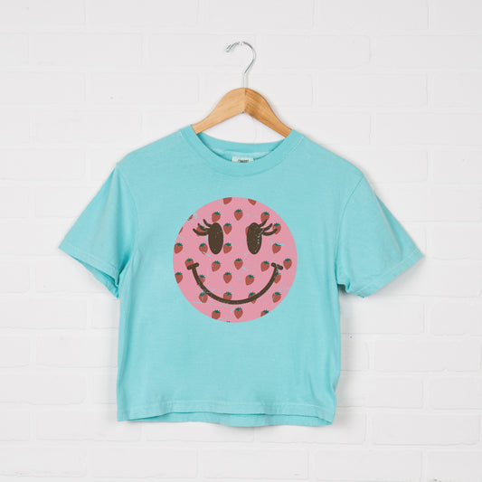 Smiley Face Strawberries | Relaxed Fit Cropped Tee