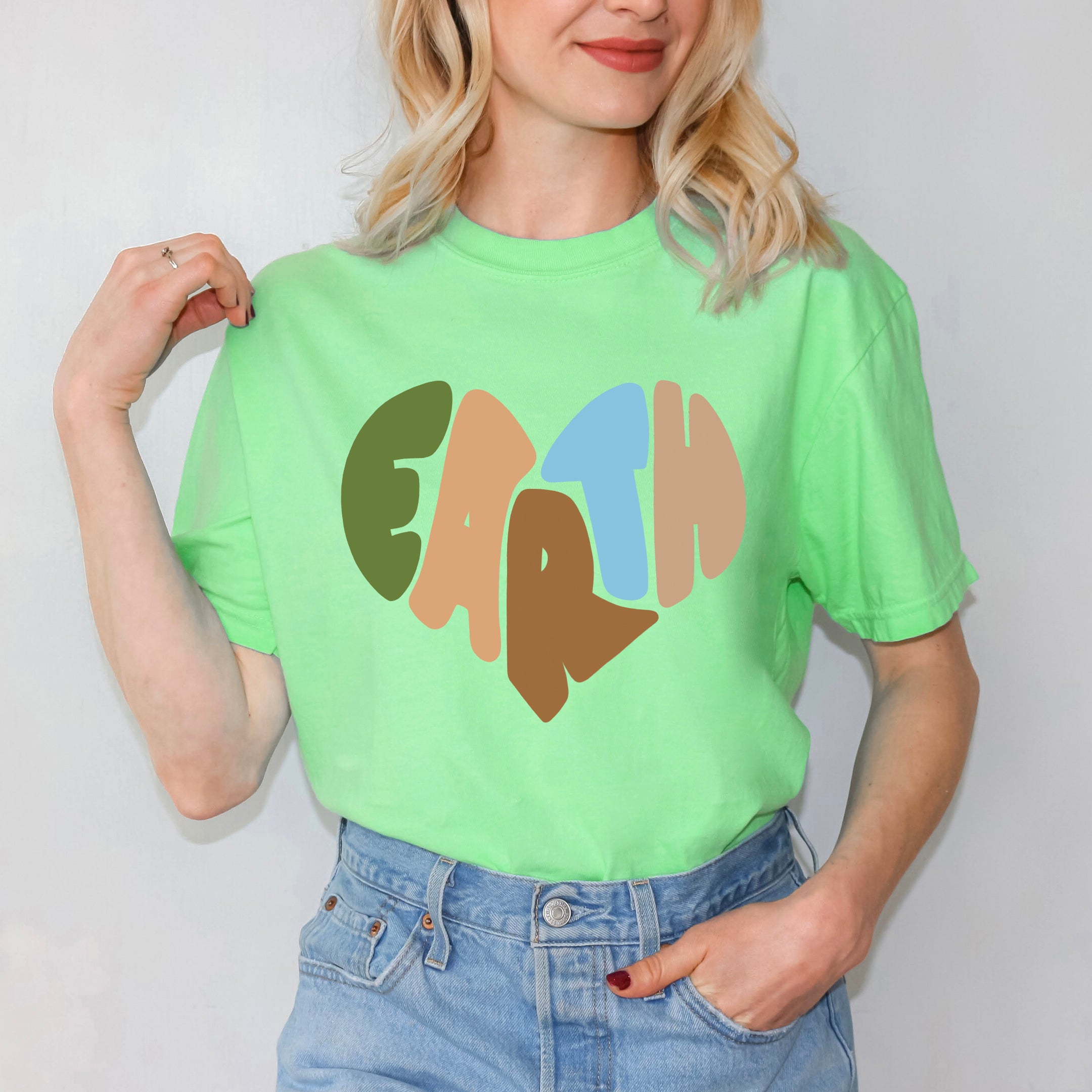 Earth Heart | Garment Dyed Short Sleeve Tee