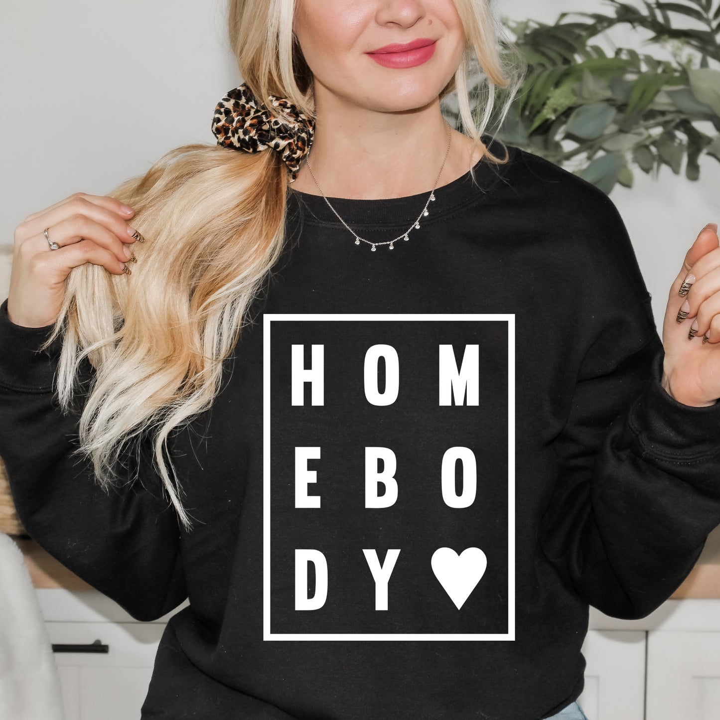 Homebody Heart | Sweatshirt