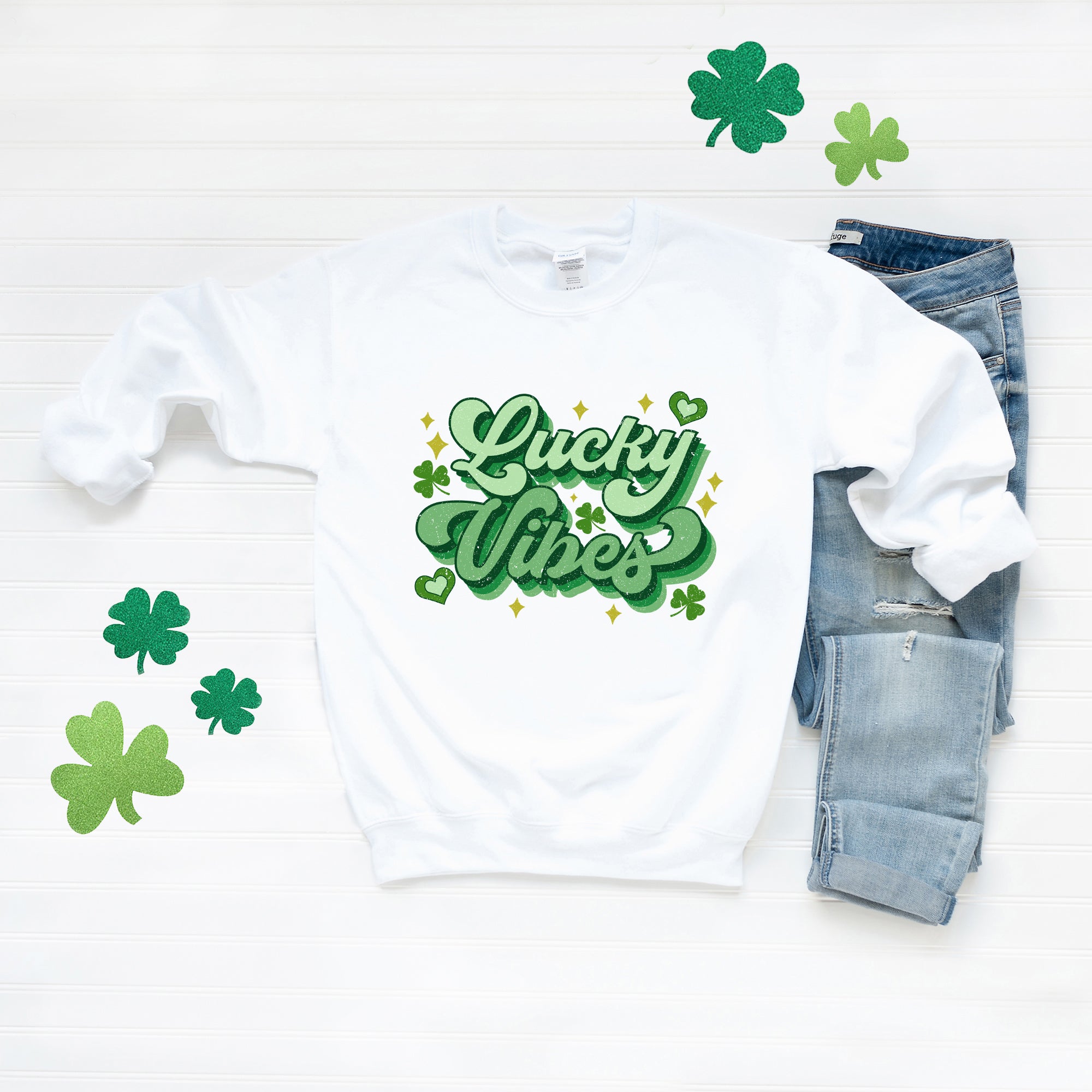 Lucky Vibes Cursive | Sweatshirt