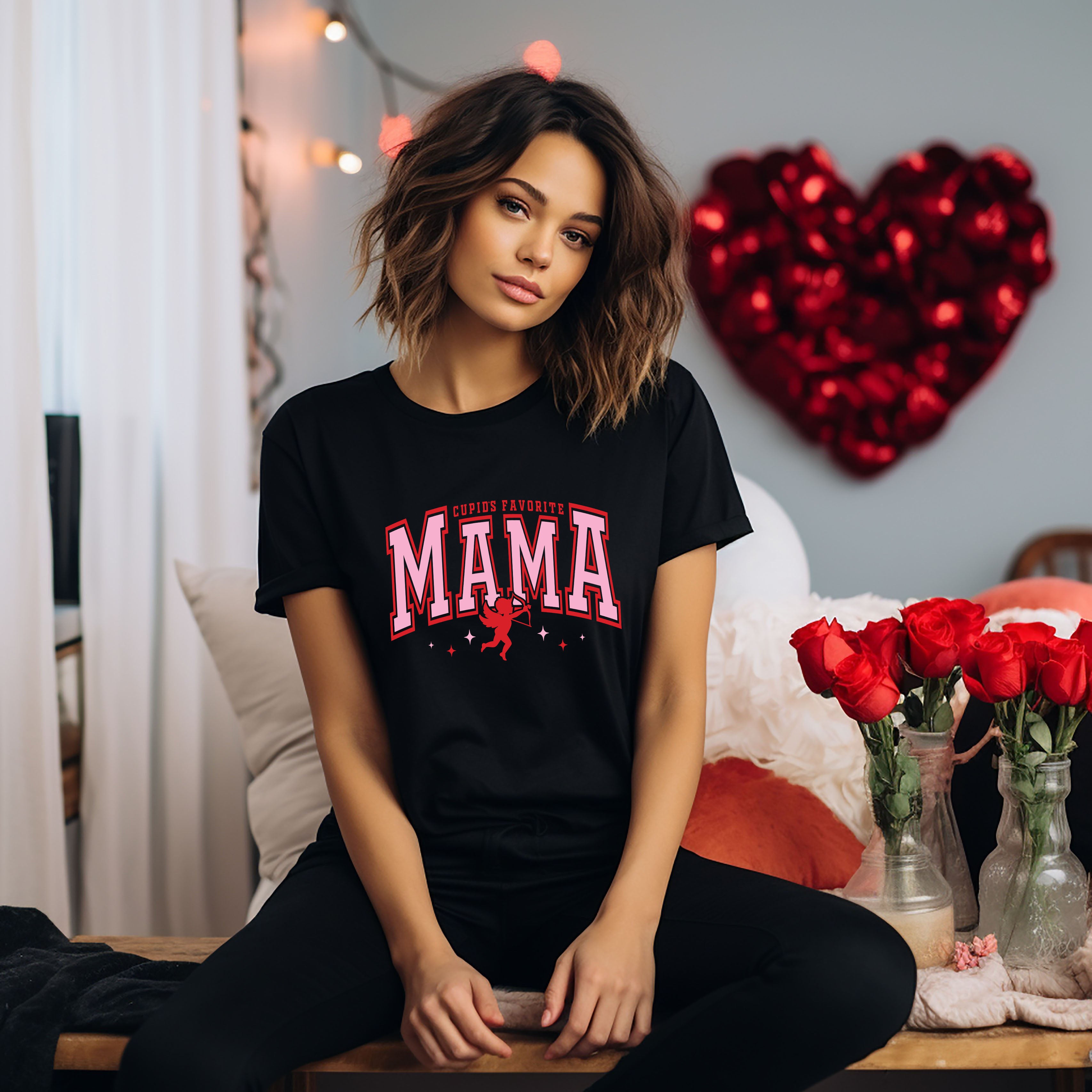 Cupid's Favorite Mama | Short Sleeve Graphic Tee