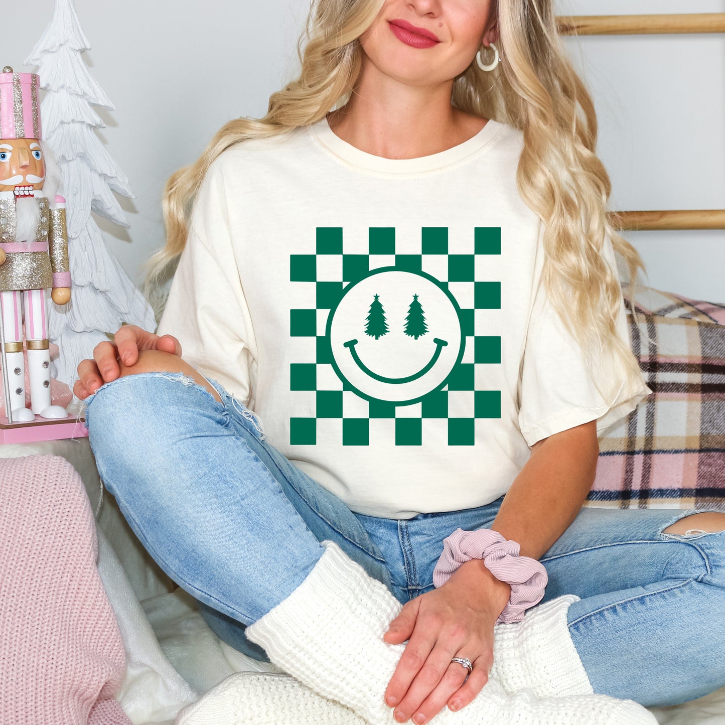 Checkered Christmas Smiley | Garment Dyed Tee