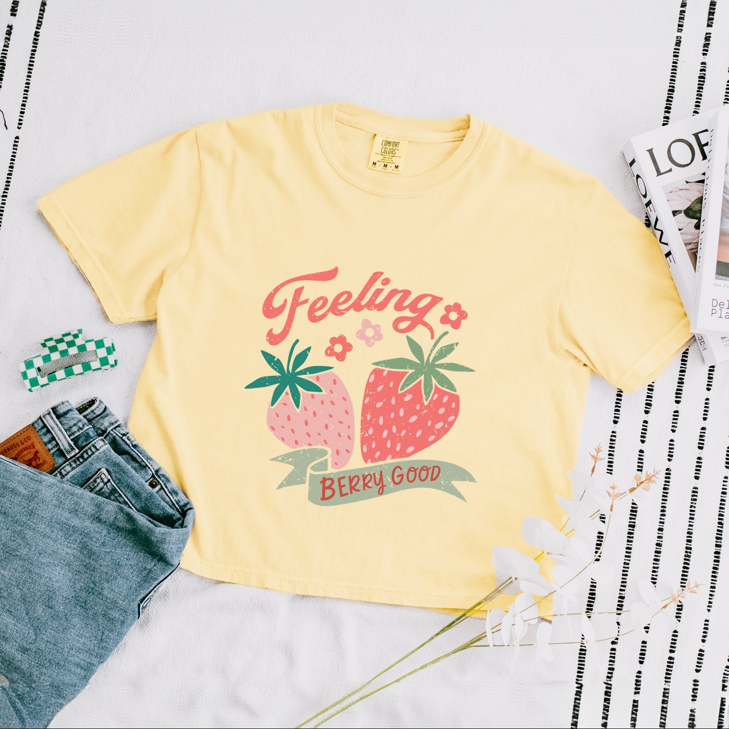 Feeling Berry Good Strawberries - Women's Boxy Crop Top Graphic T-Shirt