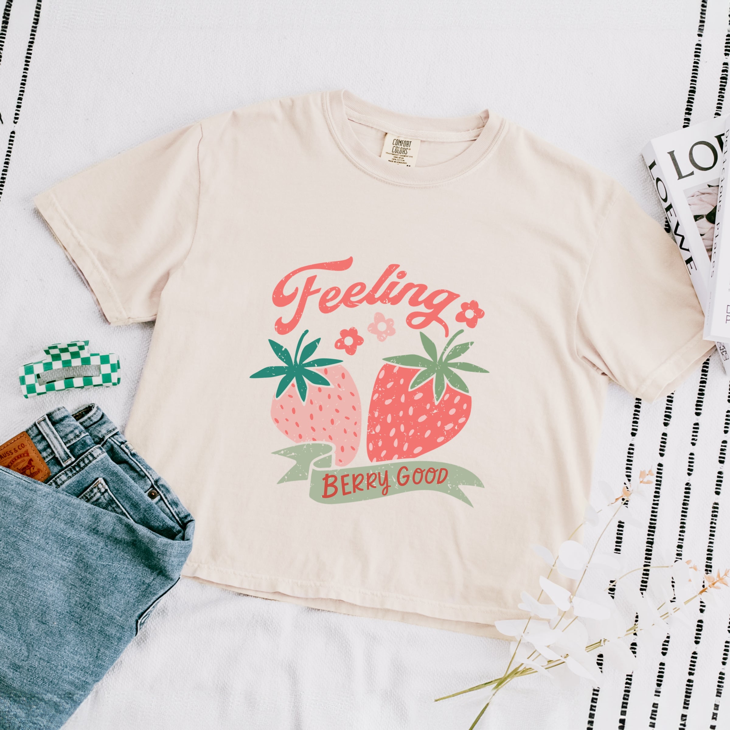 Feeling Berry Good Strawberries - Women's Boxy Crop Top Graphic T-Shirt