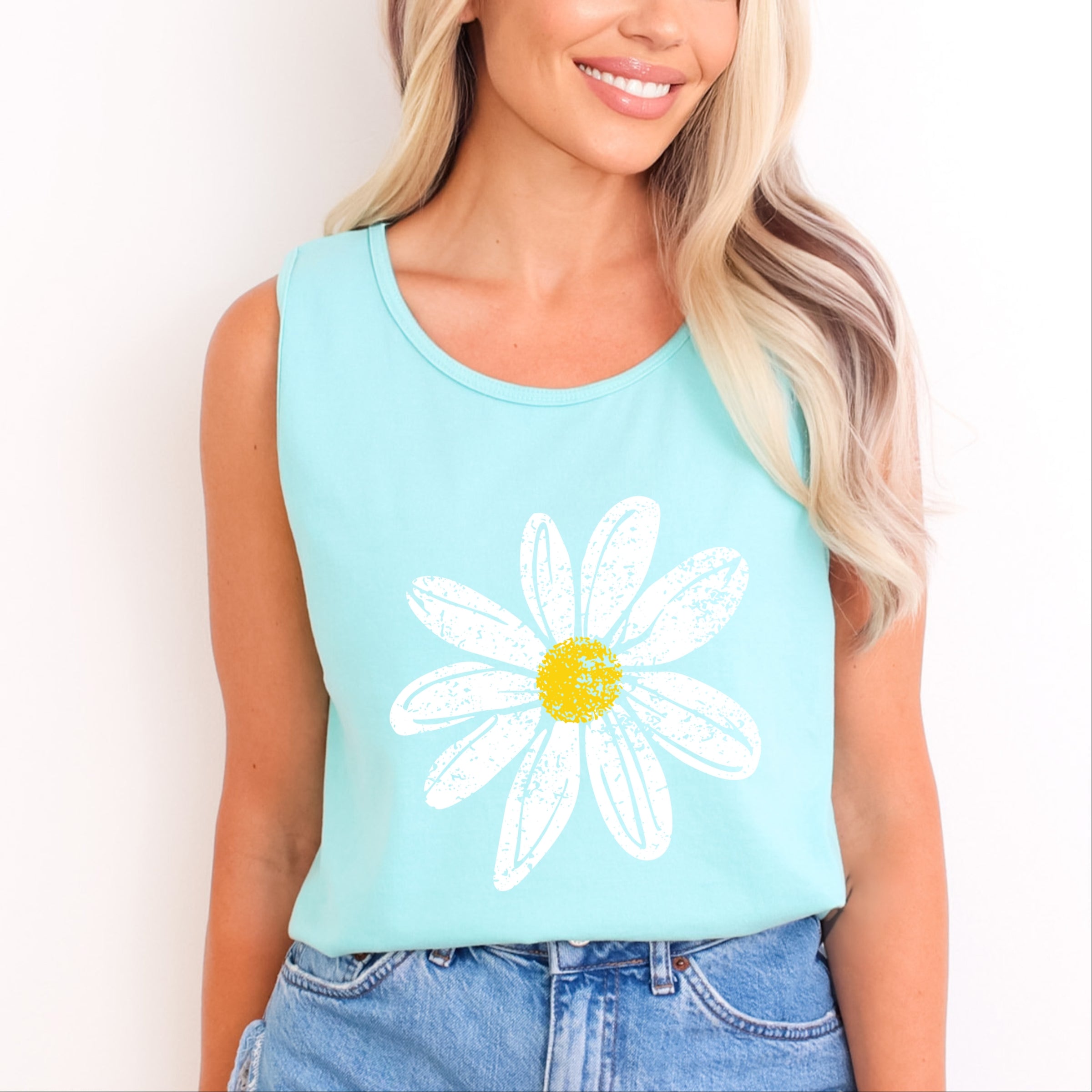 Daisy Distressed - Women's Garment Dyed Graphic Tank Top