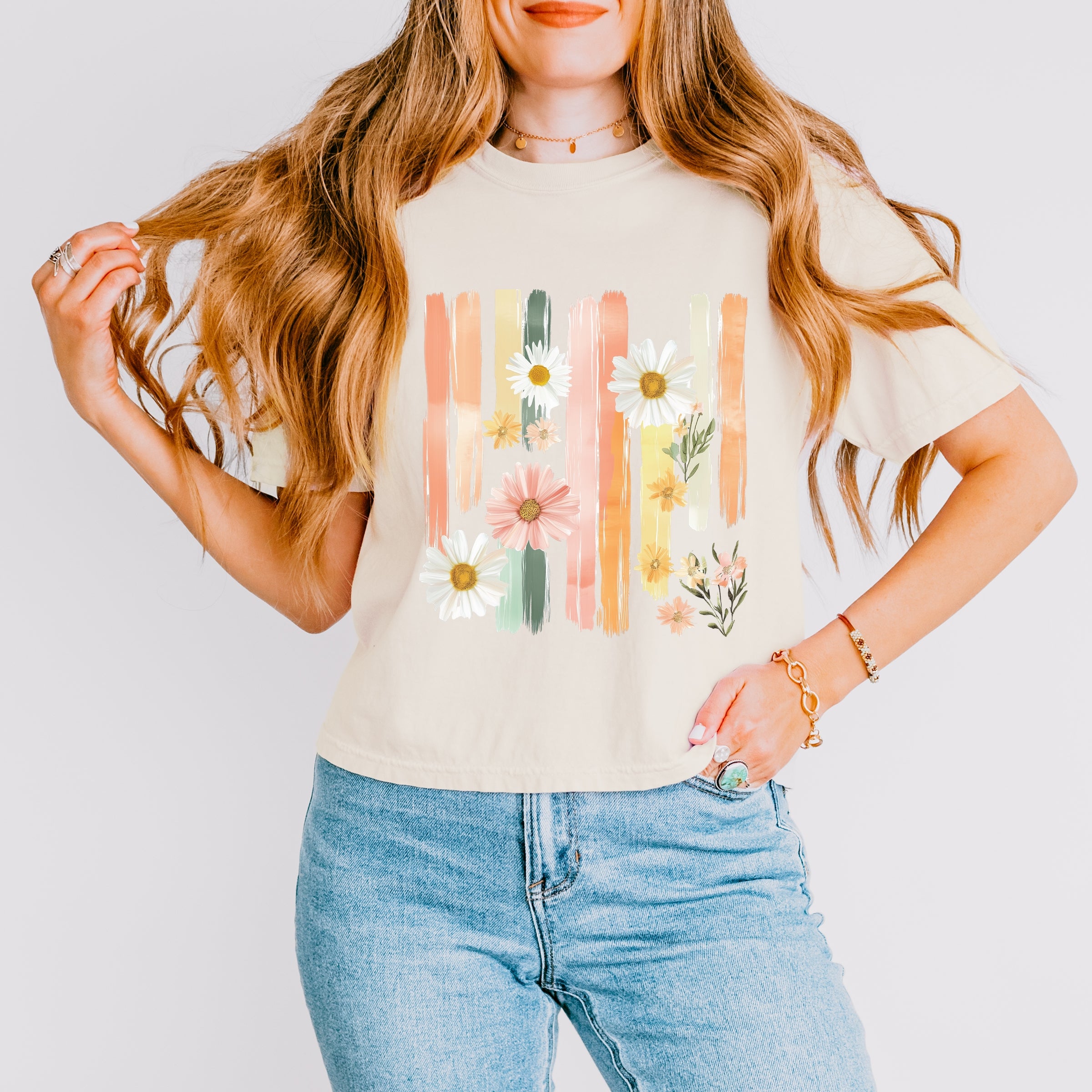 Daisies Stripes Faux Paint - Women's Boxy Crop Top Graphic T-Shirt