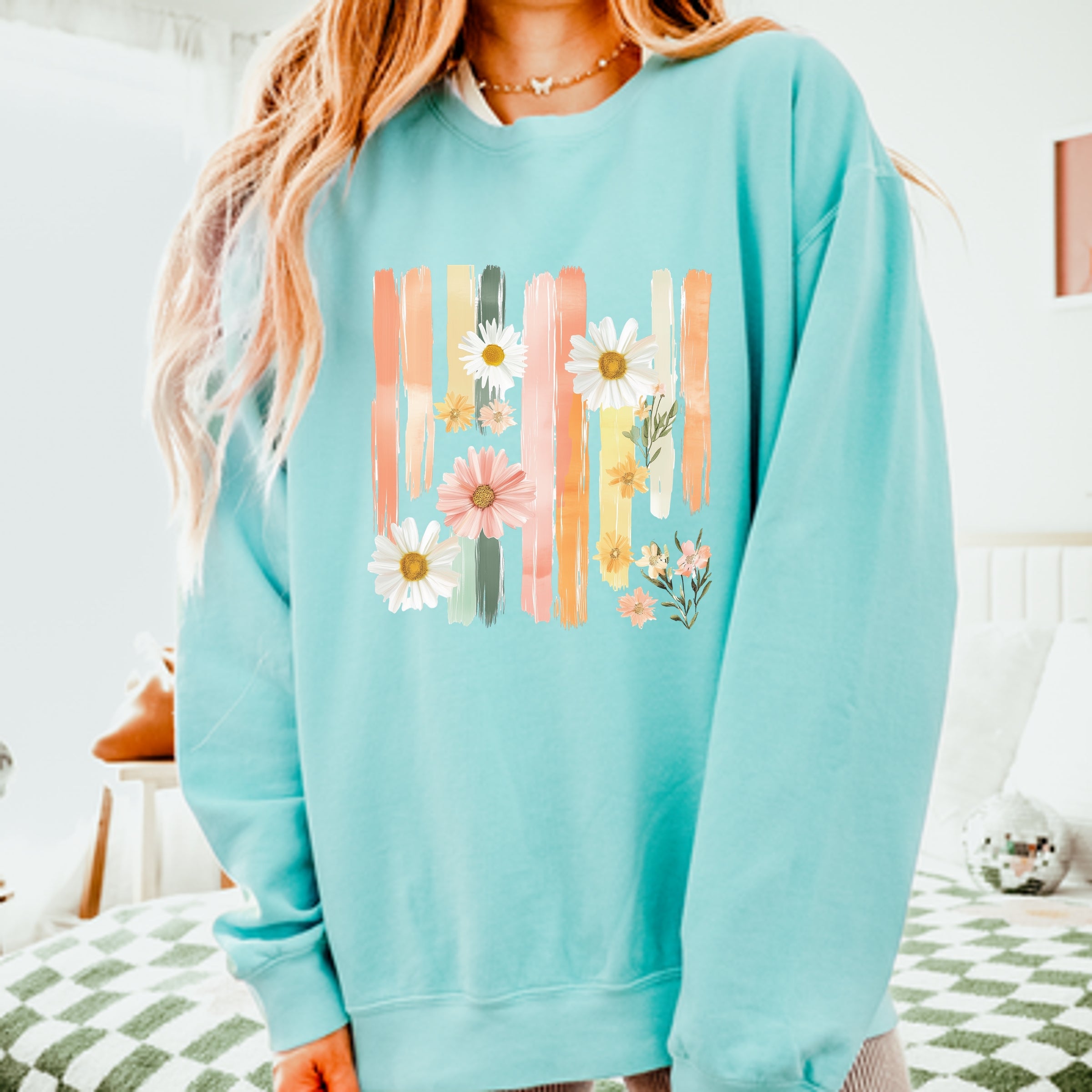 Daisies Stripes Faux Paint - Women's Lightweight Garment Dyed Sweatshirt