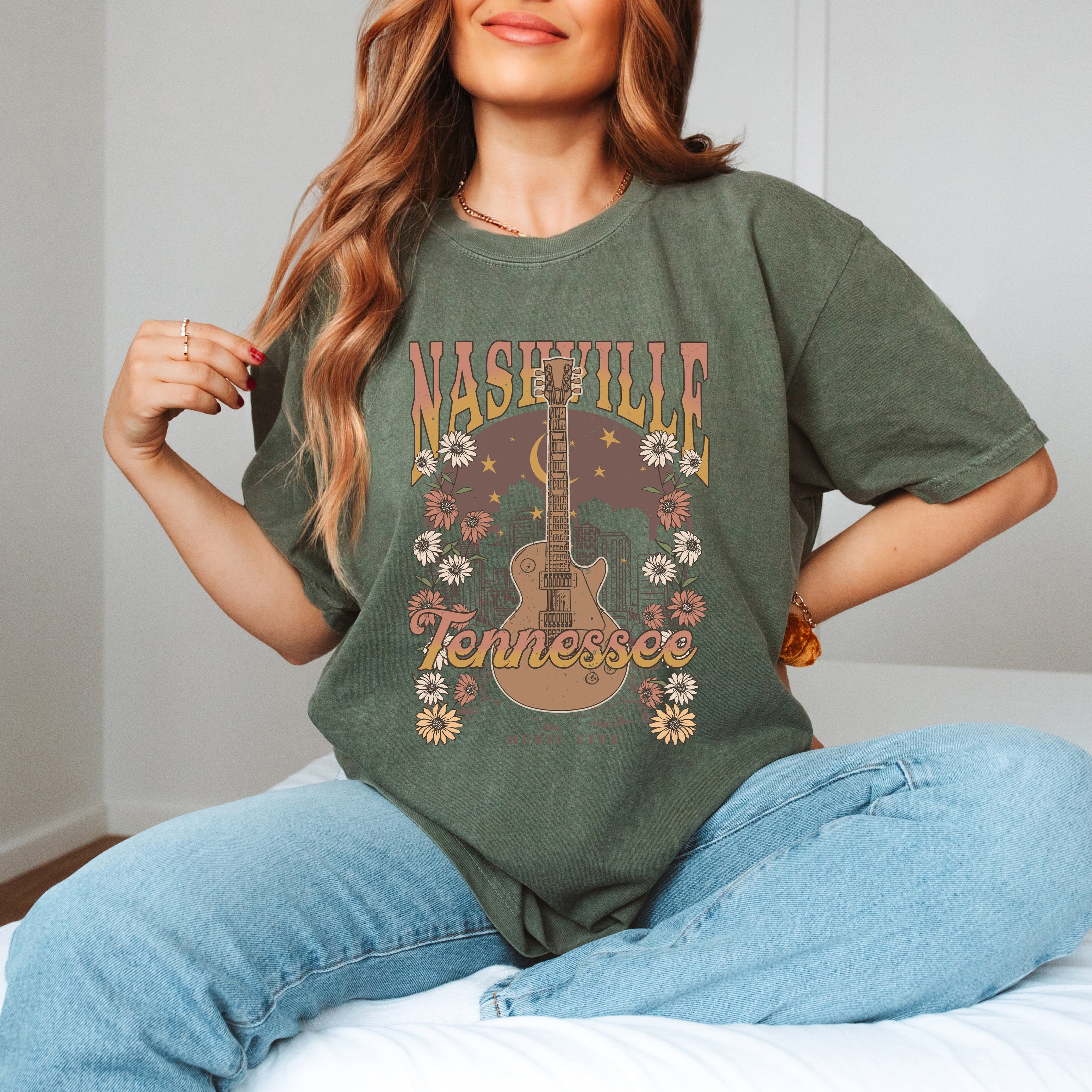 Nashville Tennessee Flowers | Garment Dyed Tee