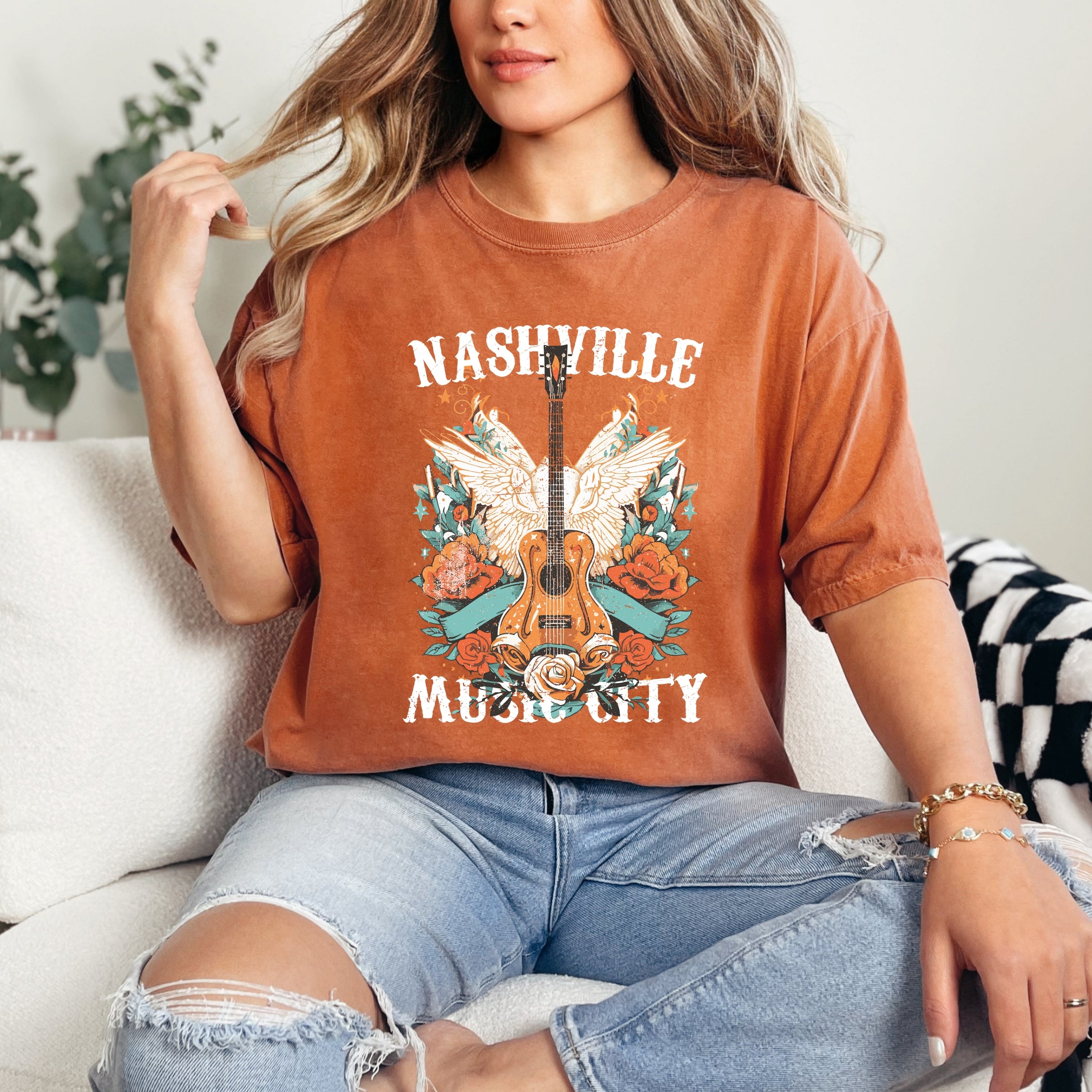 Nashville Music City Guitar Grunge - Womens Garment Dyed Tee