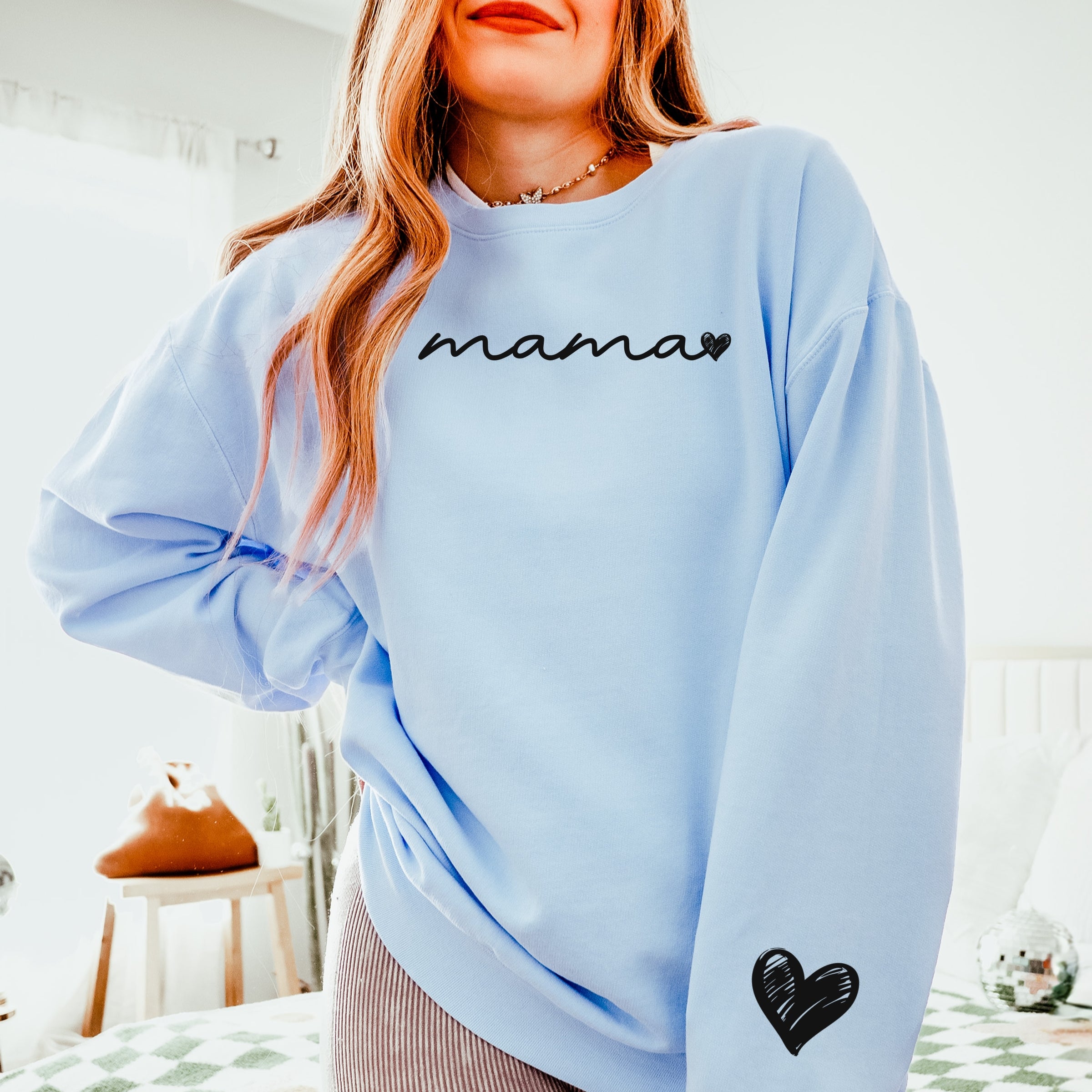 Mama Cursive Heart - Women's Lightweight Garment Dyed Sweatshirt