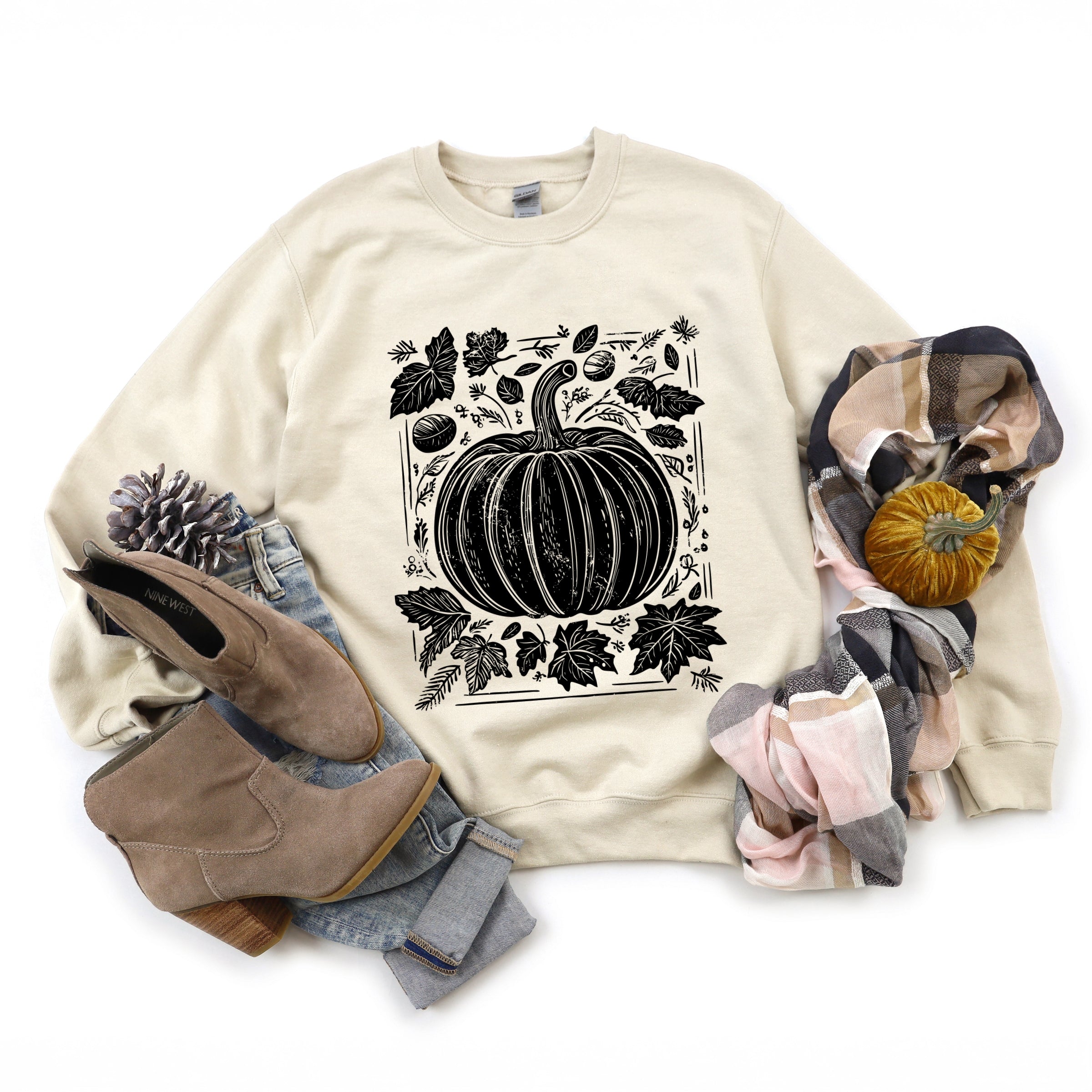 Pumpkin With Leaves Distressed - Women's Graphic Sweatshirt