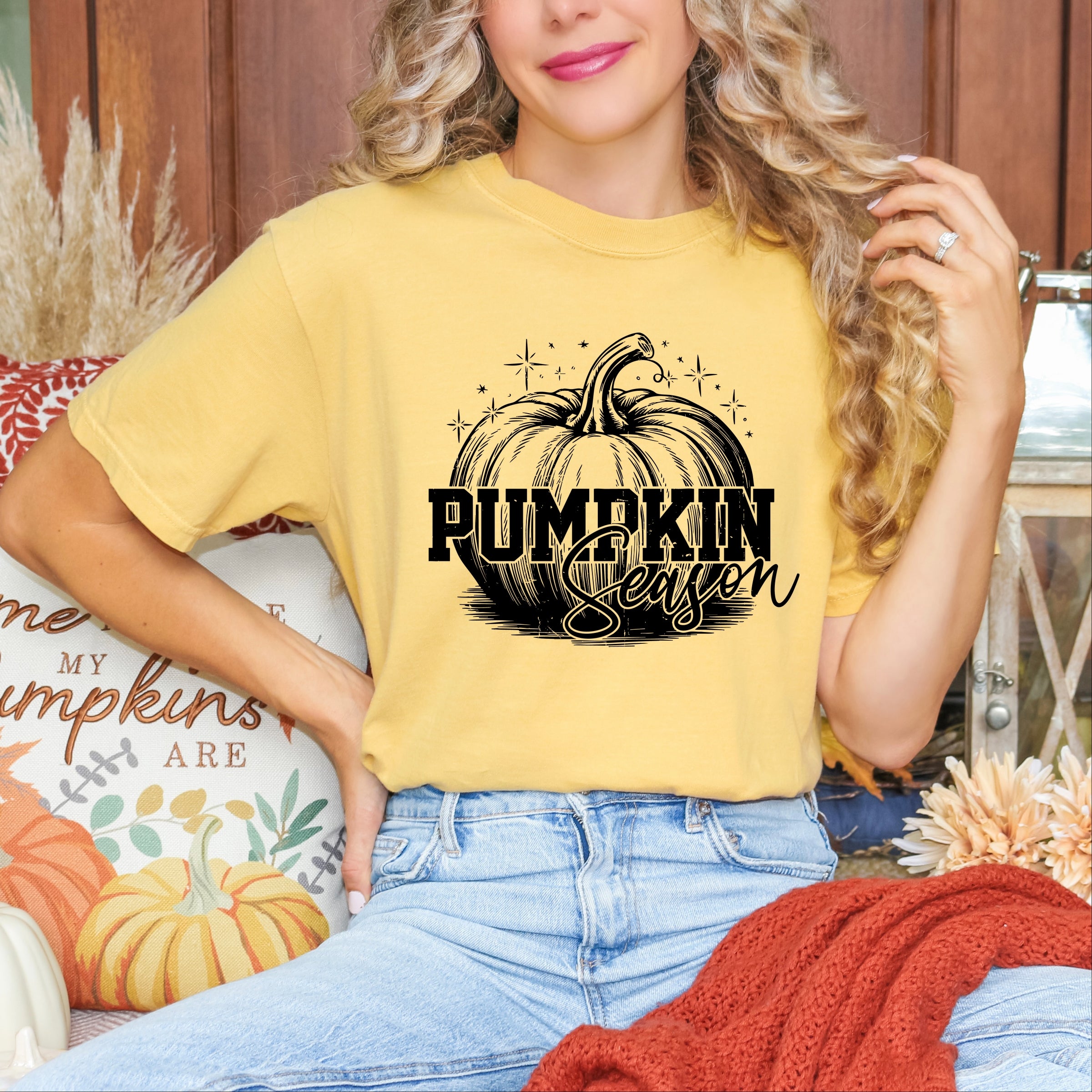 Pumpkin Season Sparkles Distressed - Women's Garment Dyed Graphic T-Shirt
