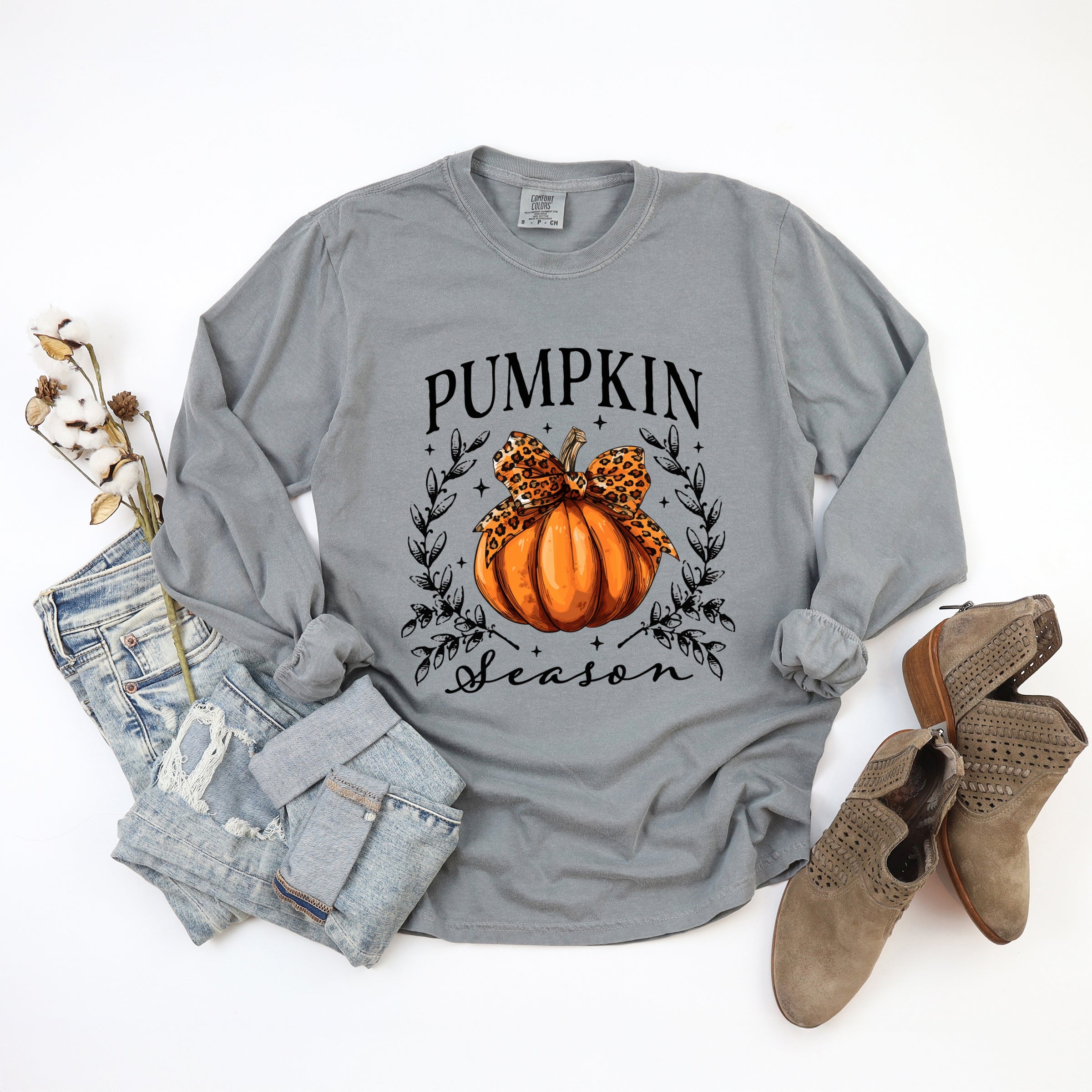 Pumpkin Season Leopard Bow - Women's Garment Dyed Long Sleeve Graphic T-Shirt