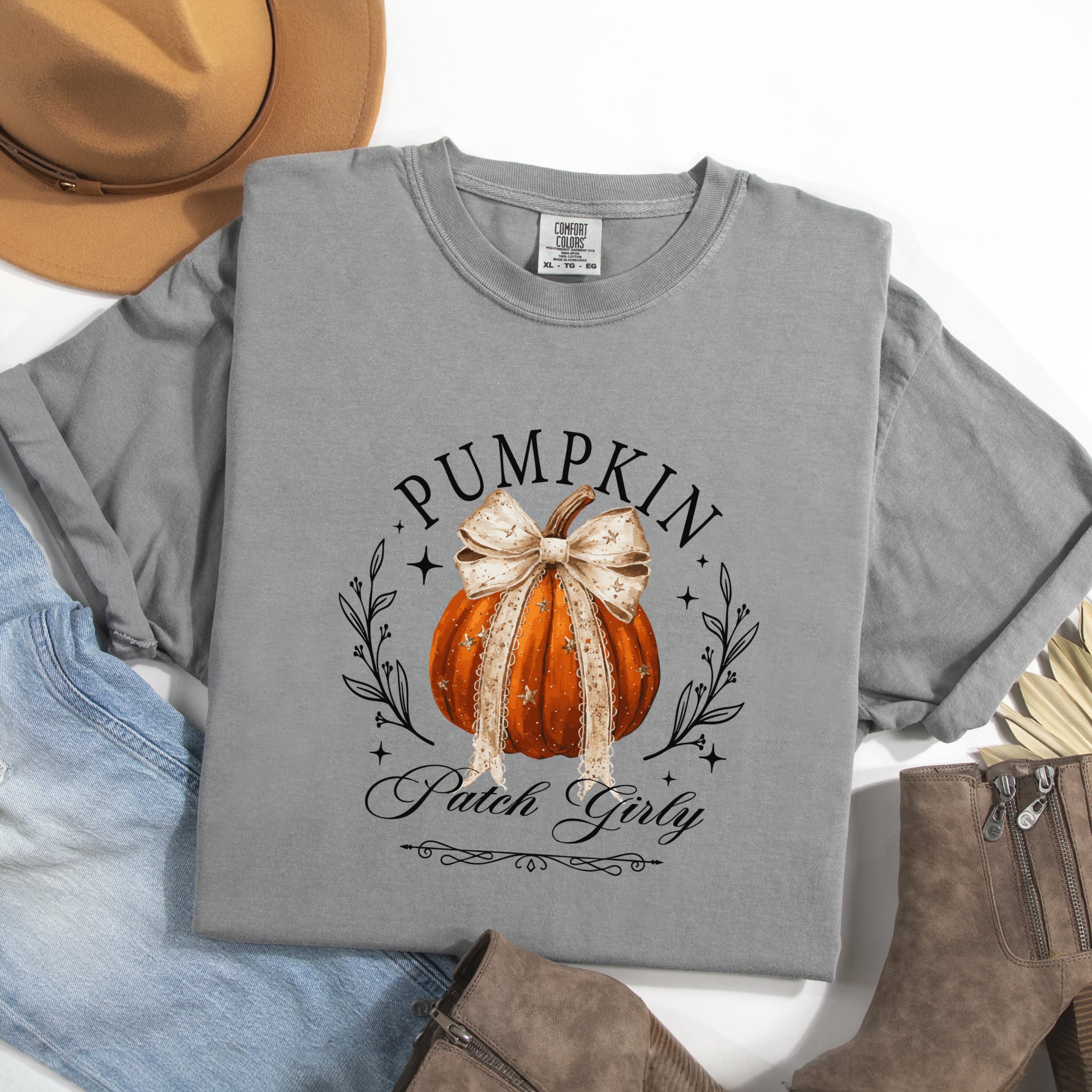 Coquette Pumpkin Patch Girly - Women's Garment Dyed Graphic T-Shirt