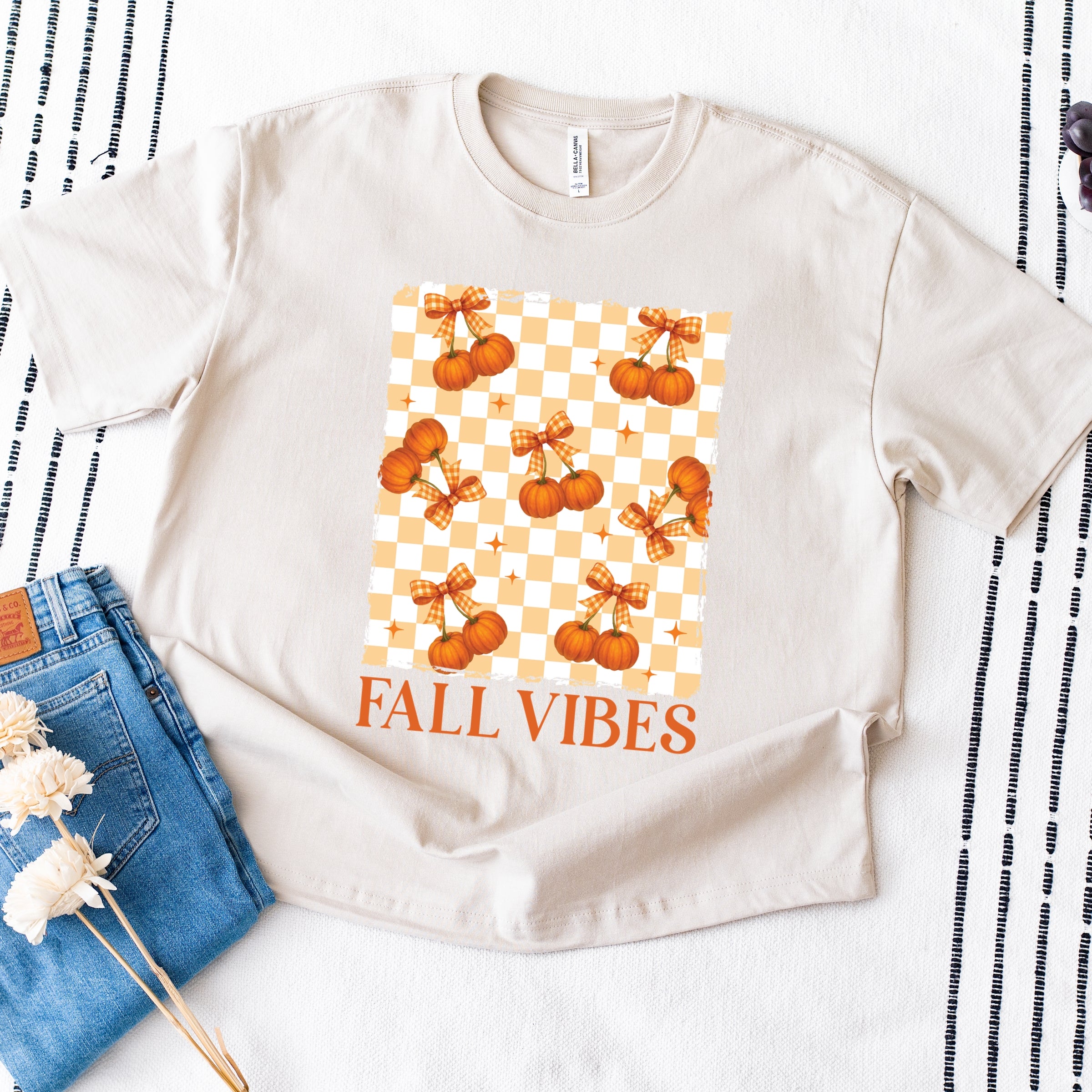 Fall Vibes Checked Pumpkins - Women's Heavyweight Graphic T-Shirt